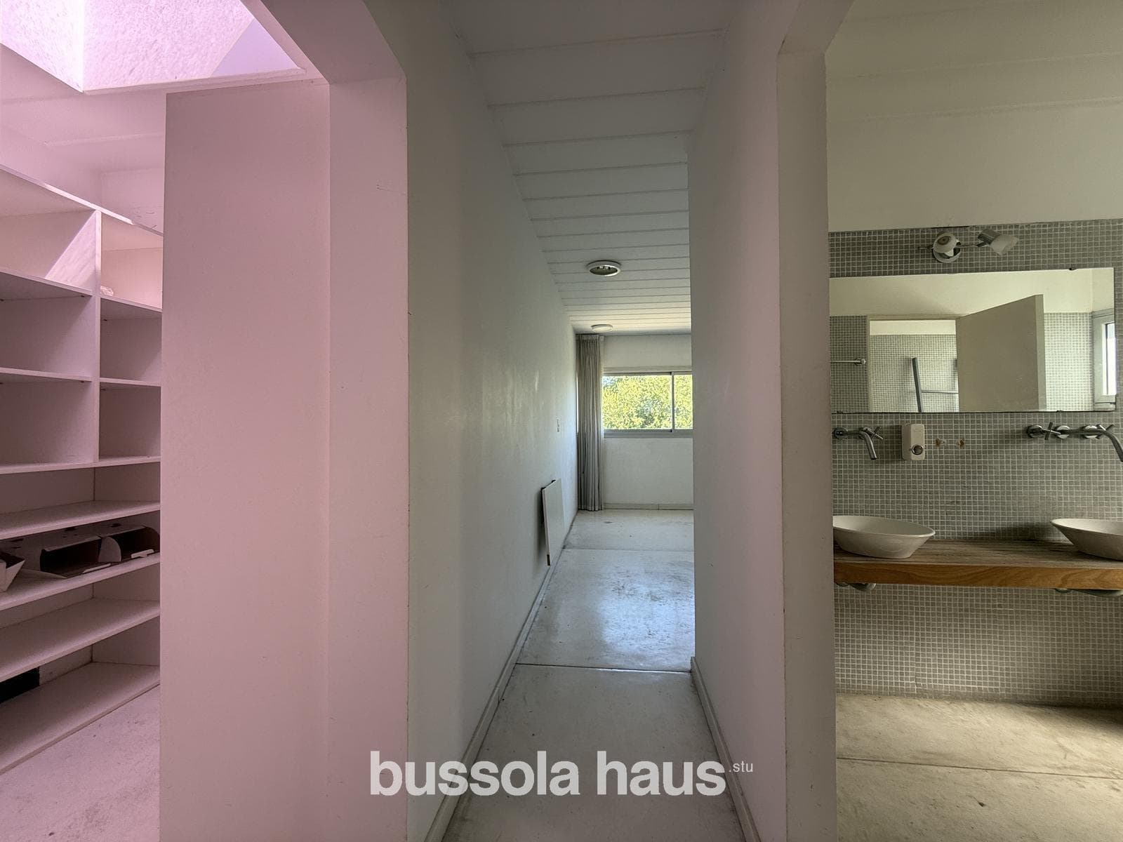 4-Bedroom House Near the Golf Course in San Isidro Labrador, Villanueva