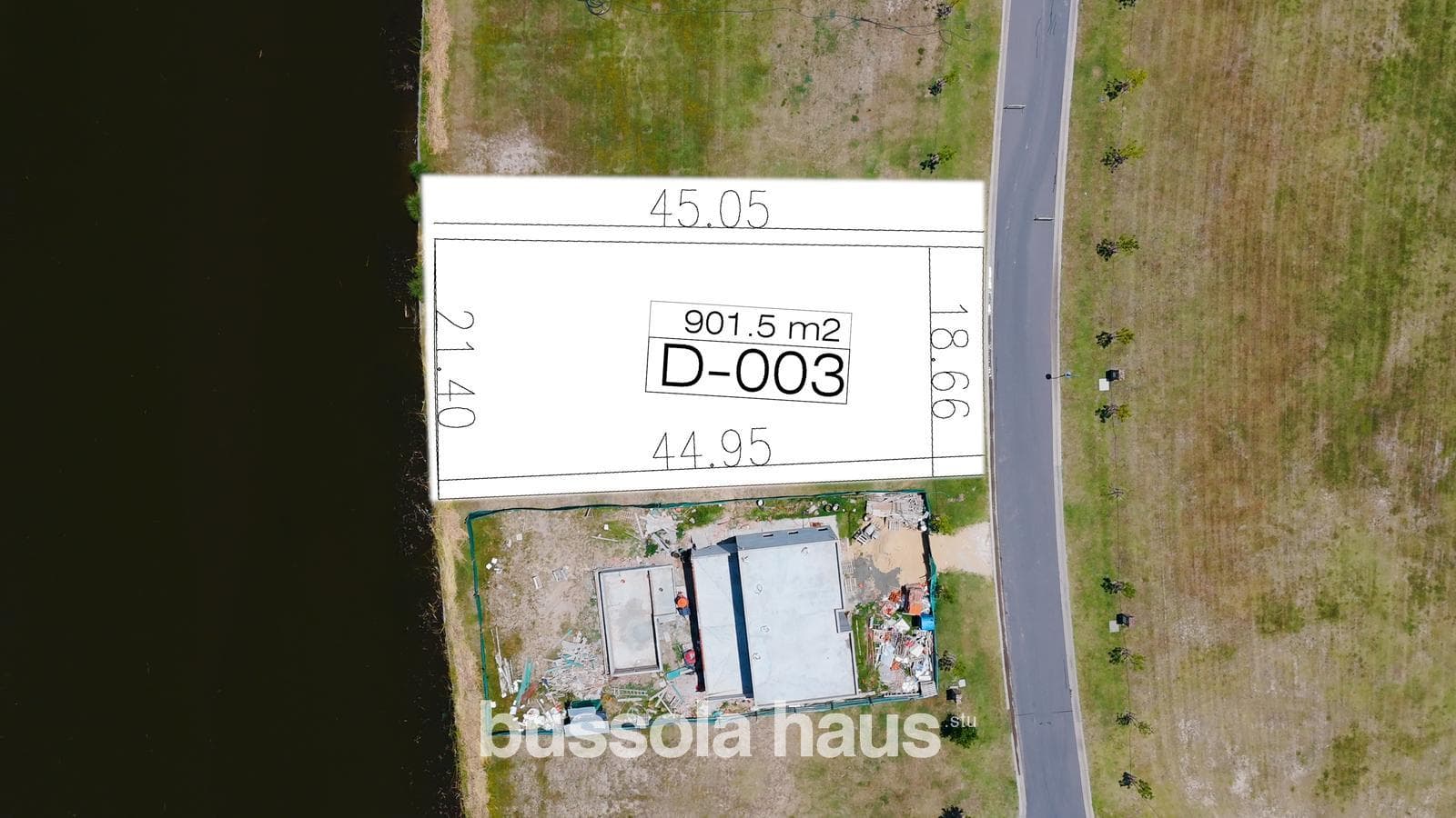 Land for sale with river access in El Naudir Escobar