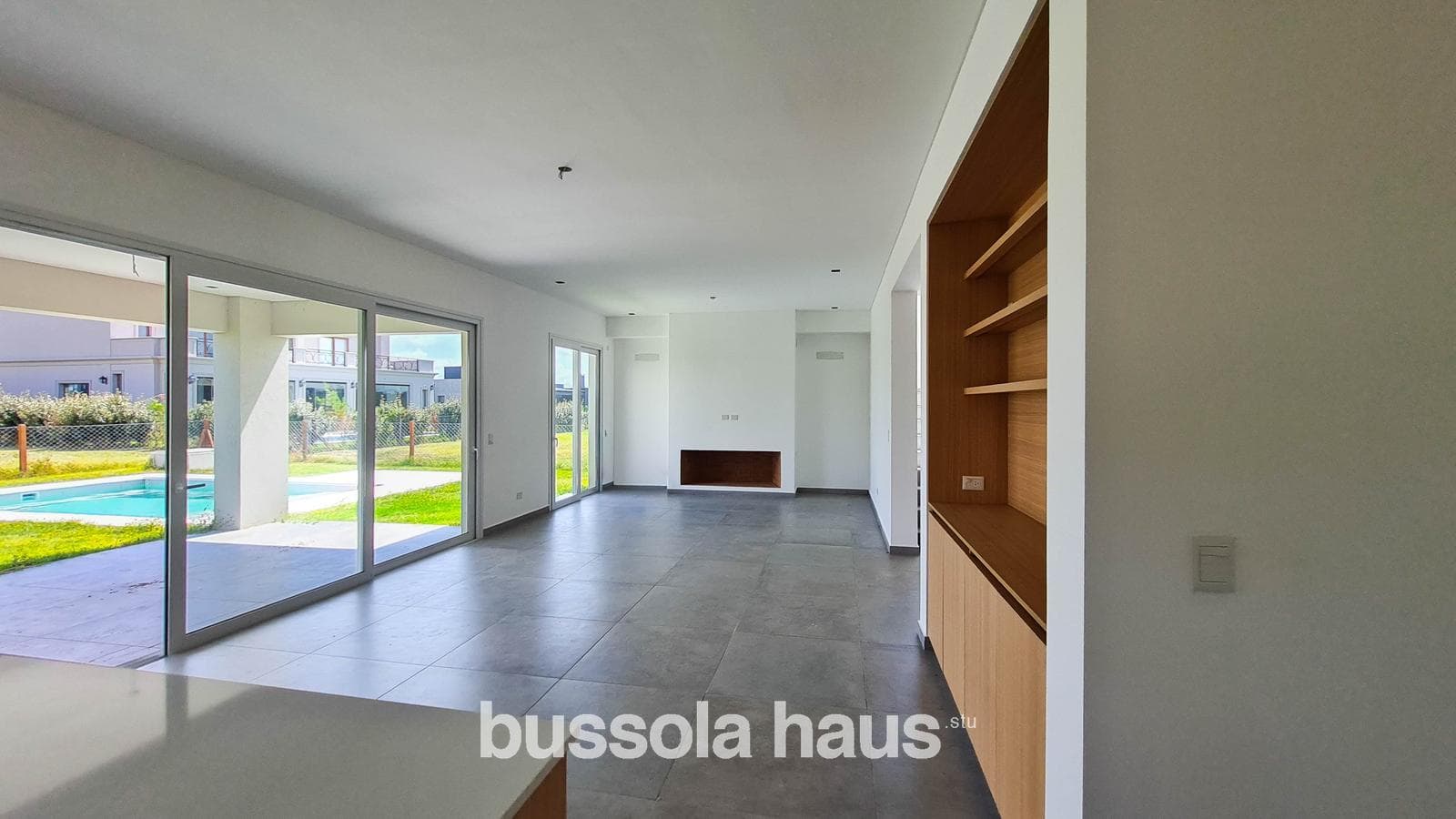 7-room house for rent with a pool in Riberas Puertos Escobar