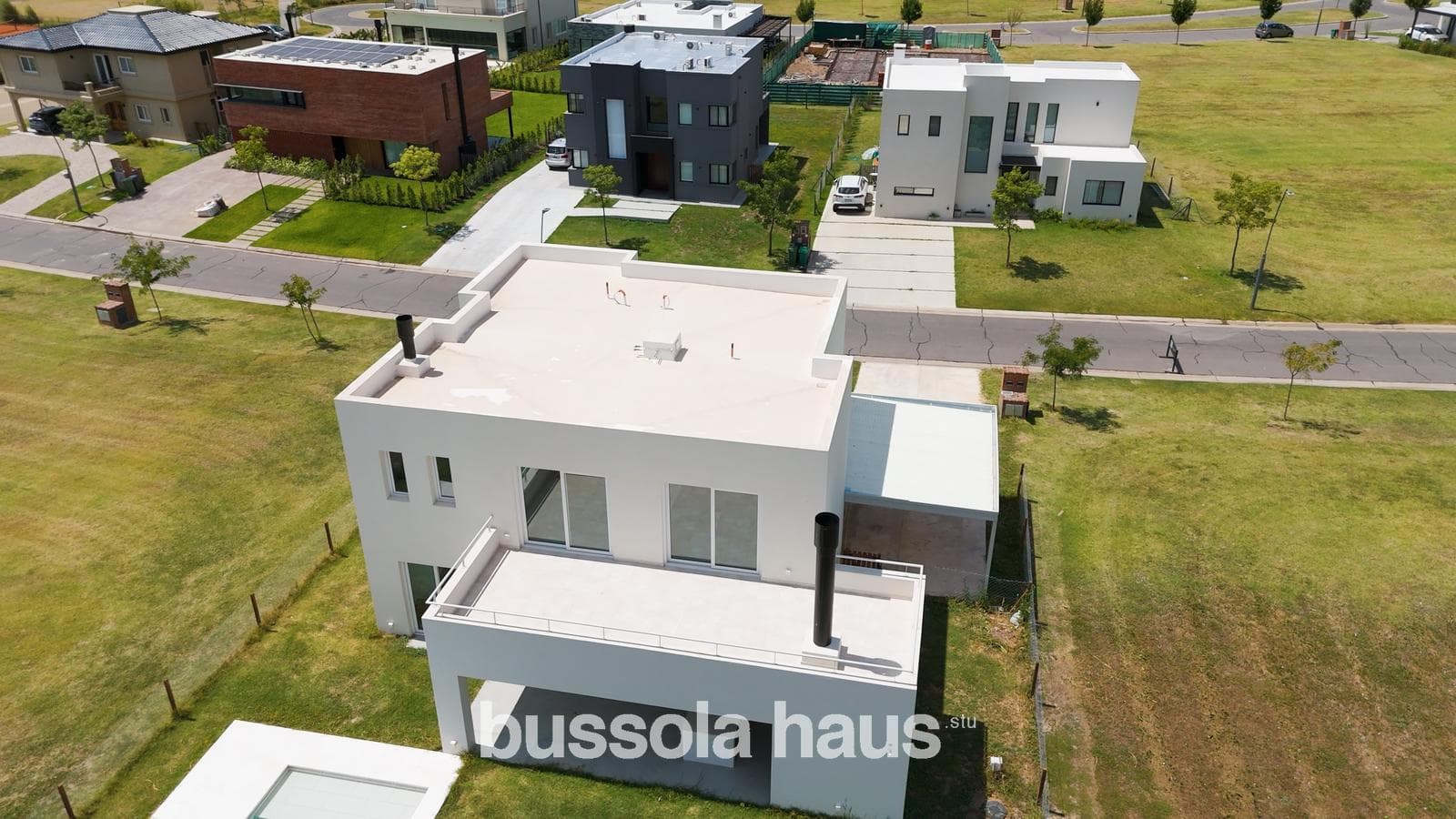 7-room house for rent with a pool in Riberas Puertos Escobar