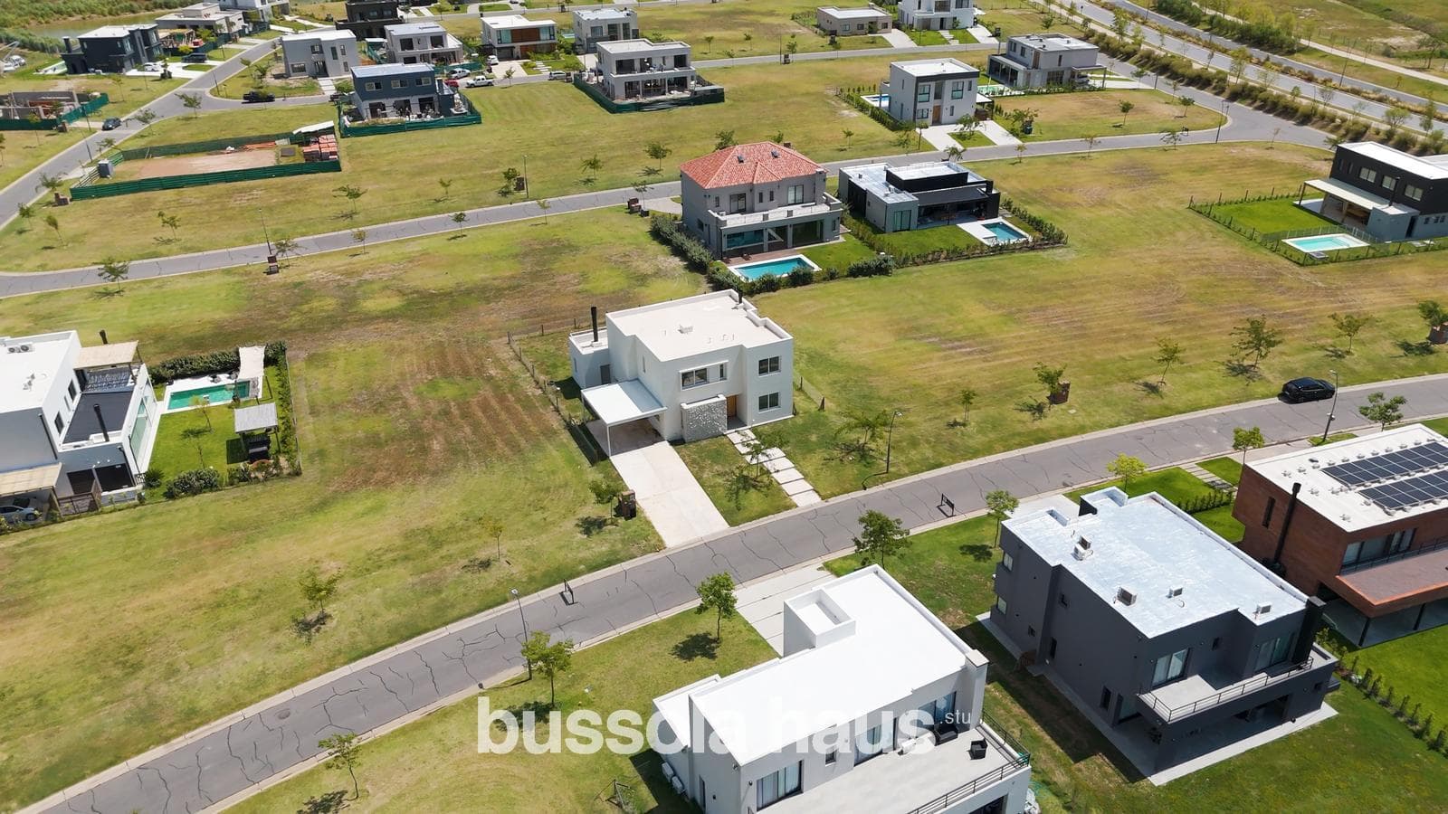 7-room house for rent with a pool in Riberas Puertos Escobar