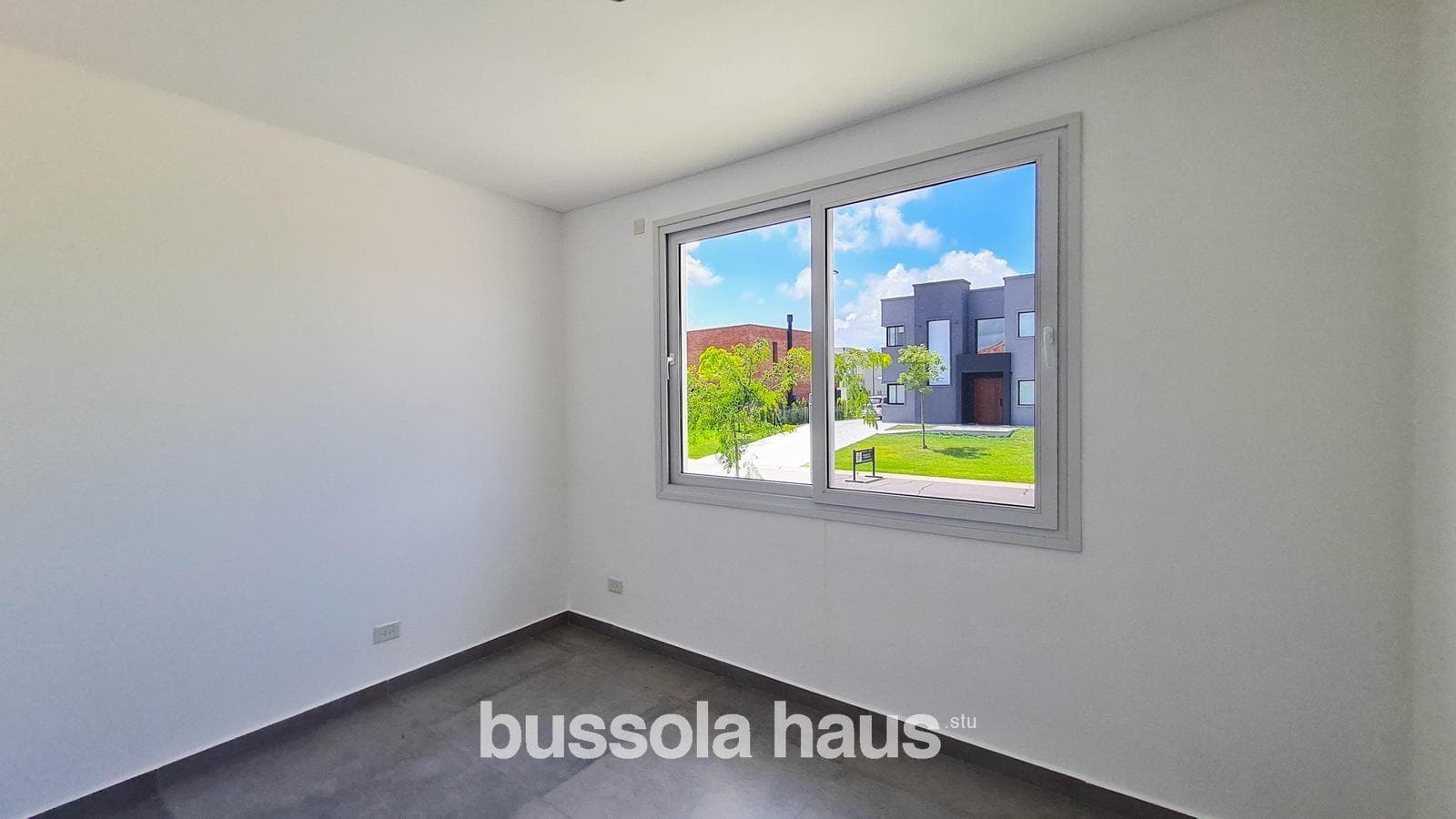7-room house for rent with a pool in Riberas Puertos Escobar