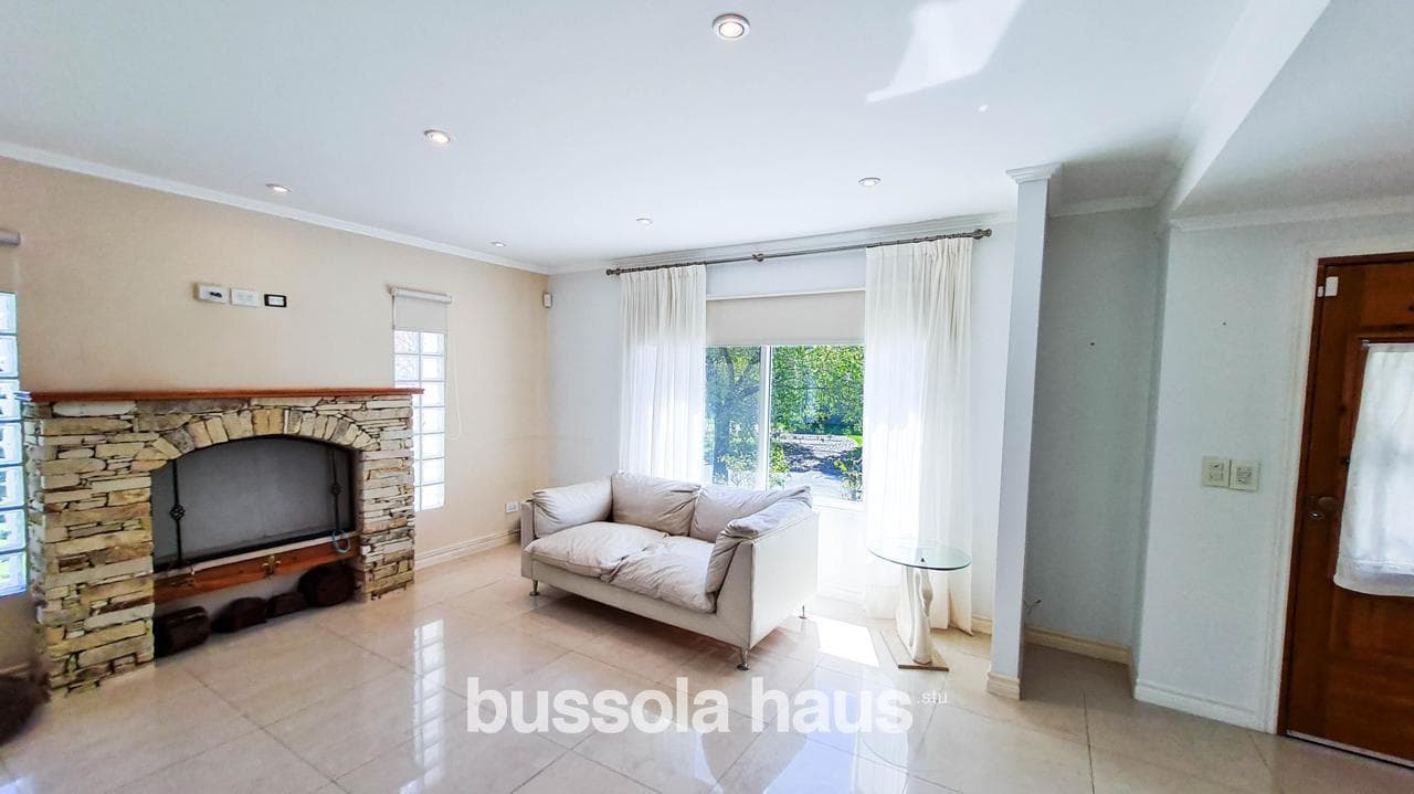 House in Las Glorietas