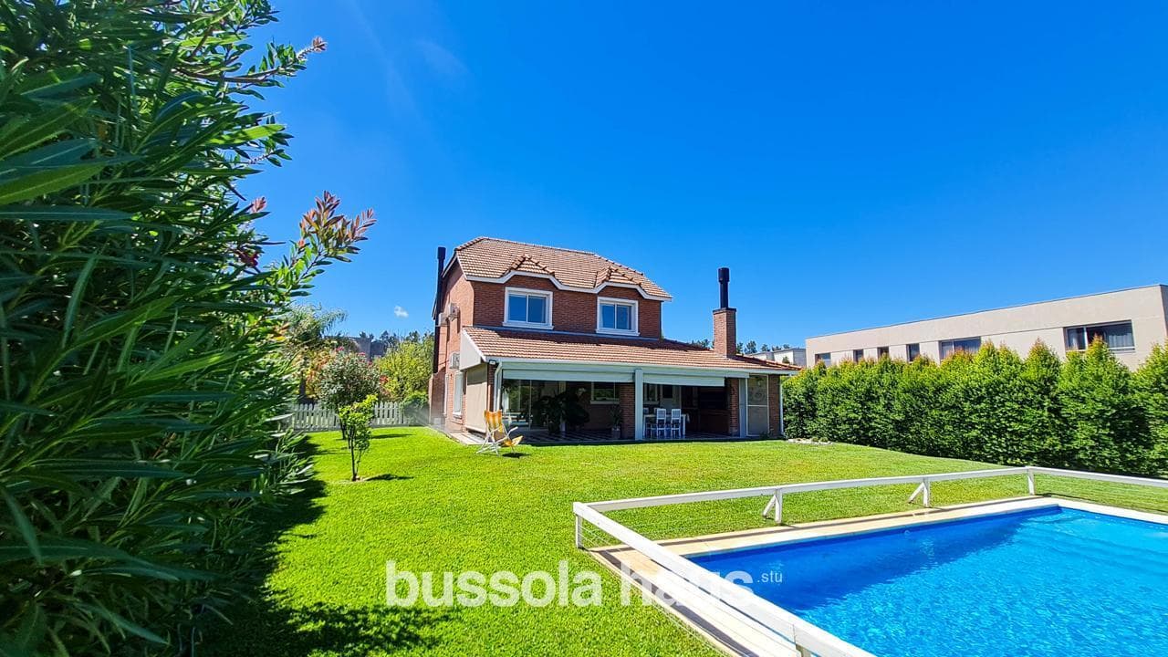 House in Las Glorietas