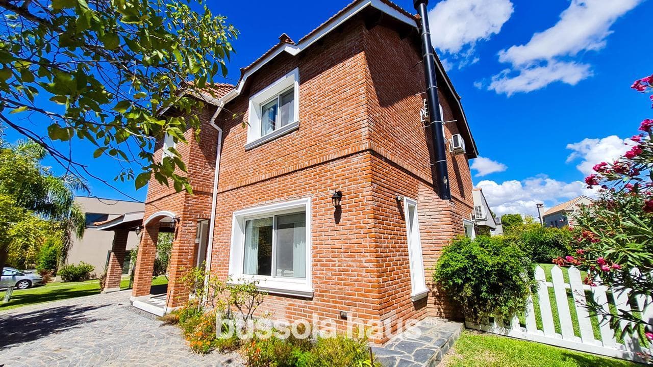 House in Las Glorietas