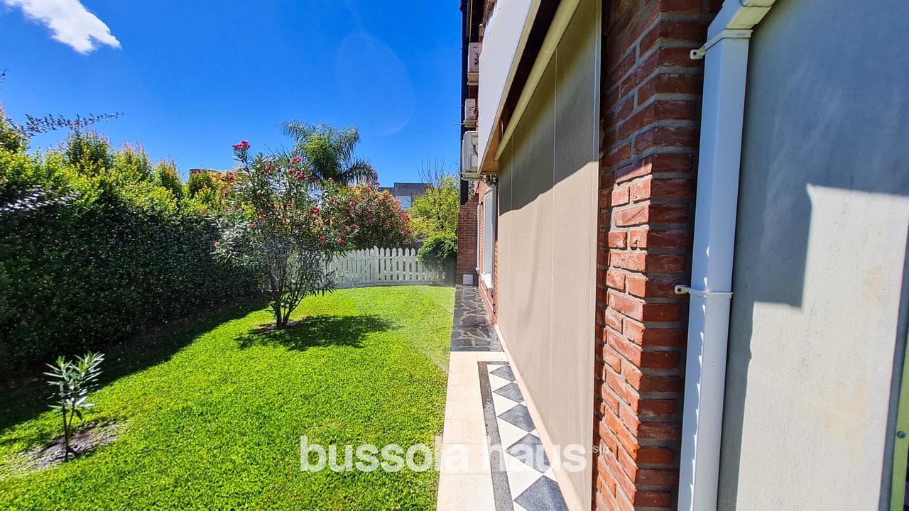 House in Las Glorietas