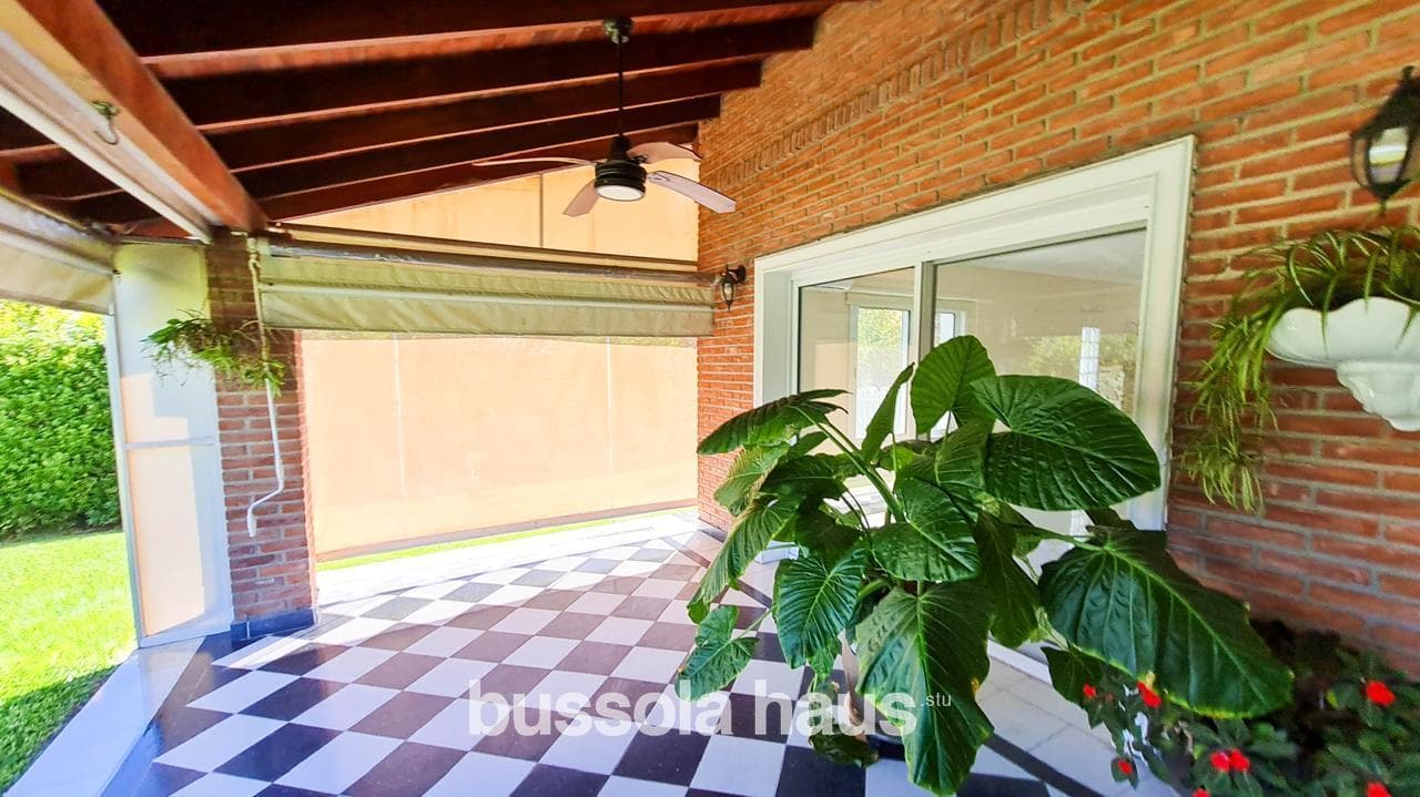 House in Las Glorietas