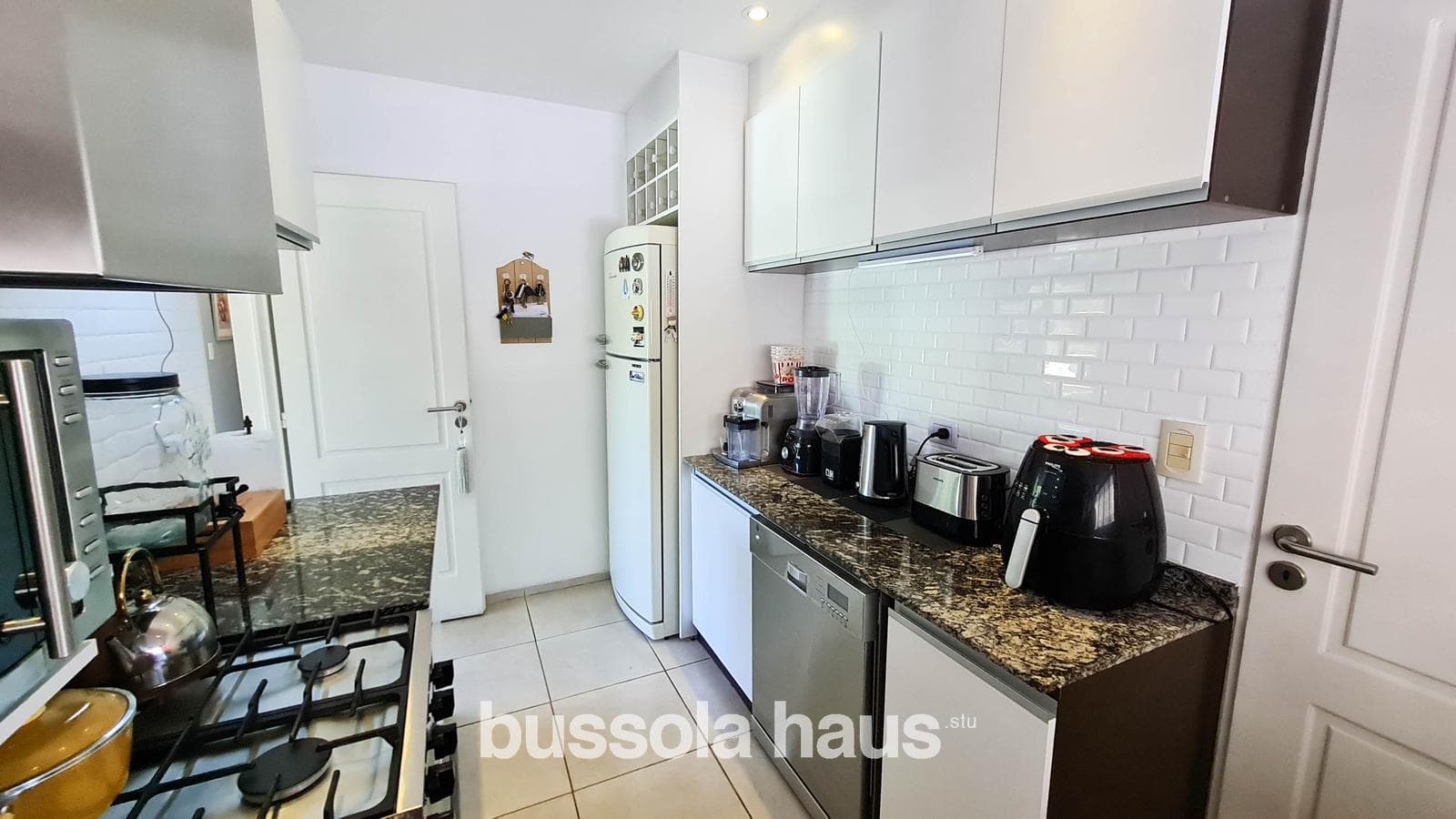 5-room single-story house for sale with a pool in Cantón Escobar