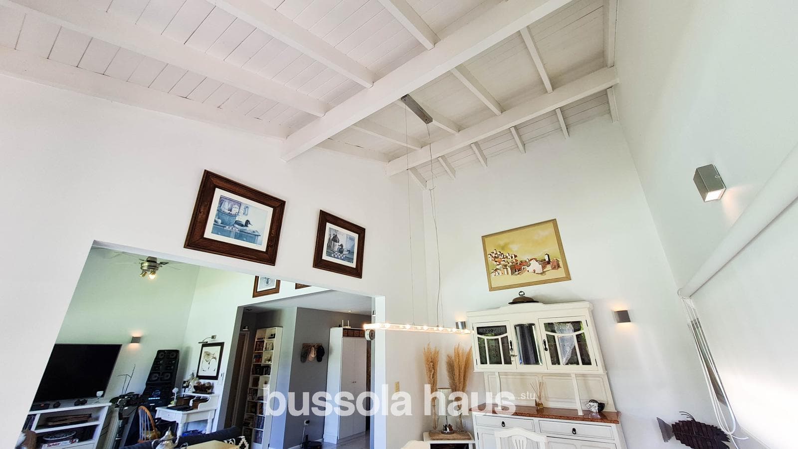 5-room single-story house for sale with a pool in Cantón Escobar