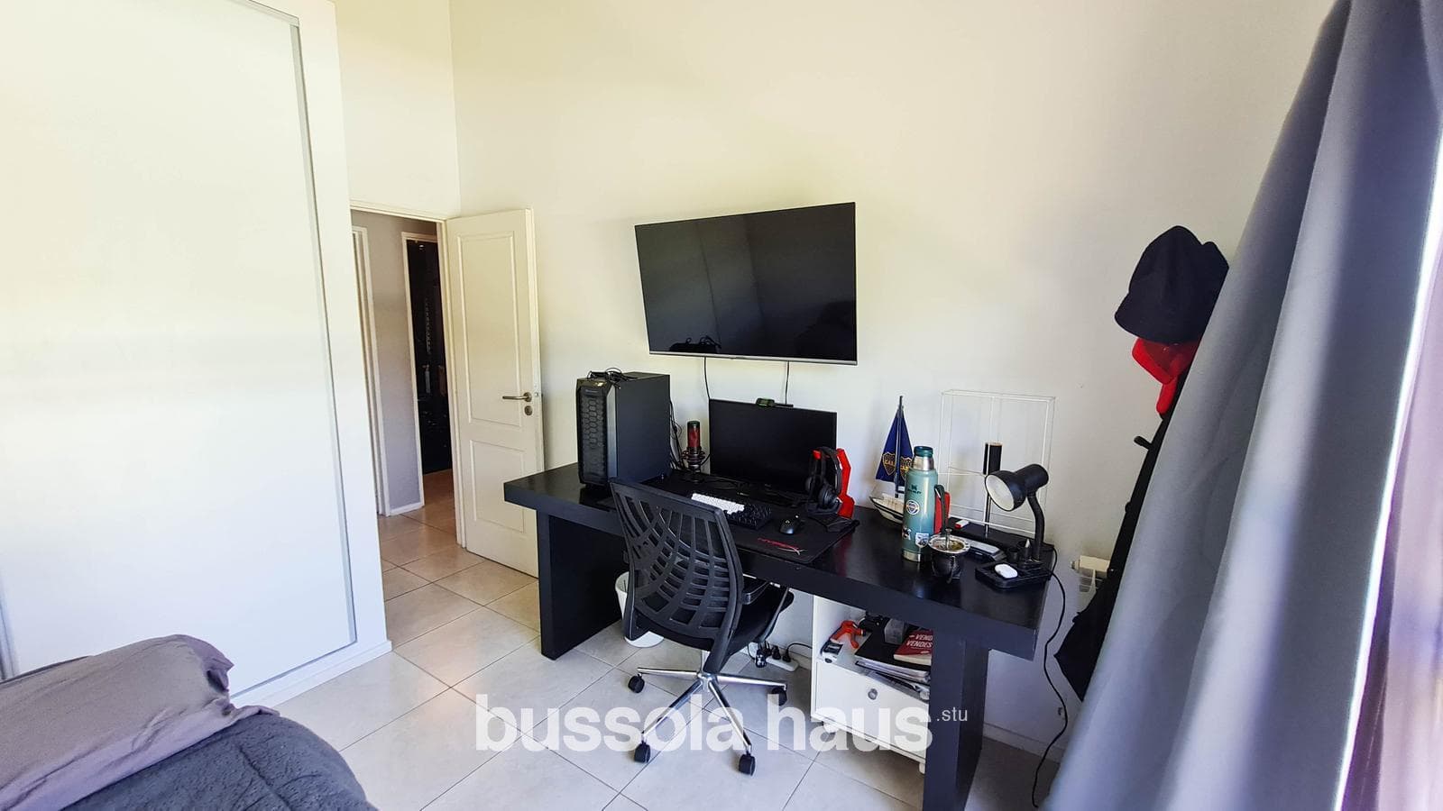 5-room single-story house for sale with a pool in Cantón Escobar