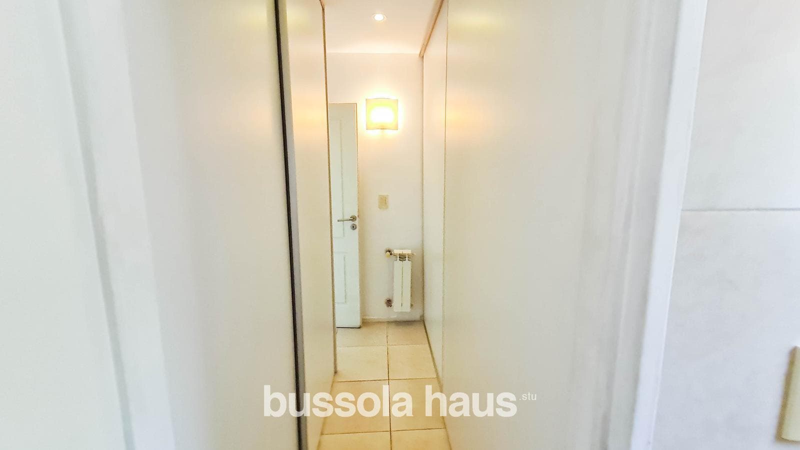 5-room single-story house for sale with a pool in Cantón Escobar