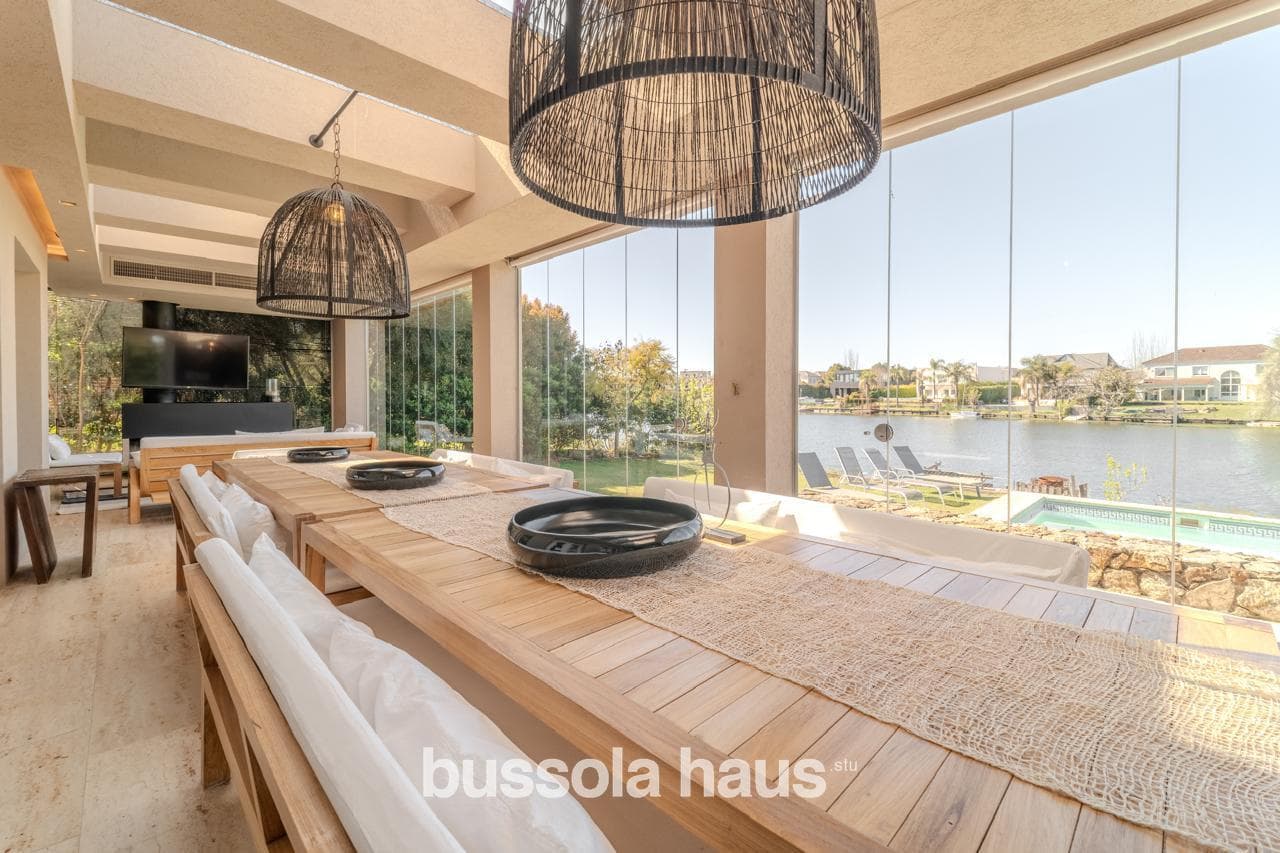 3-Bedroom House for Sale Near the Central Lake in Los Castores, Nordelta