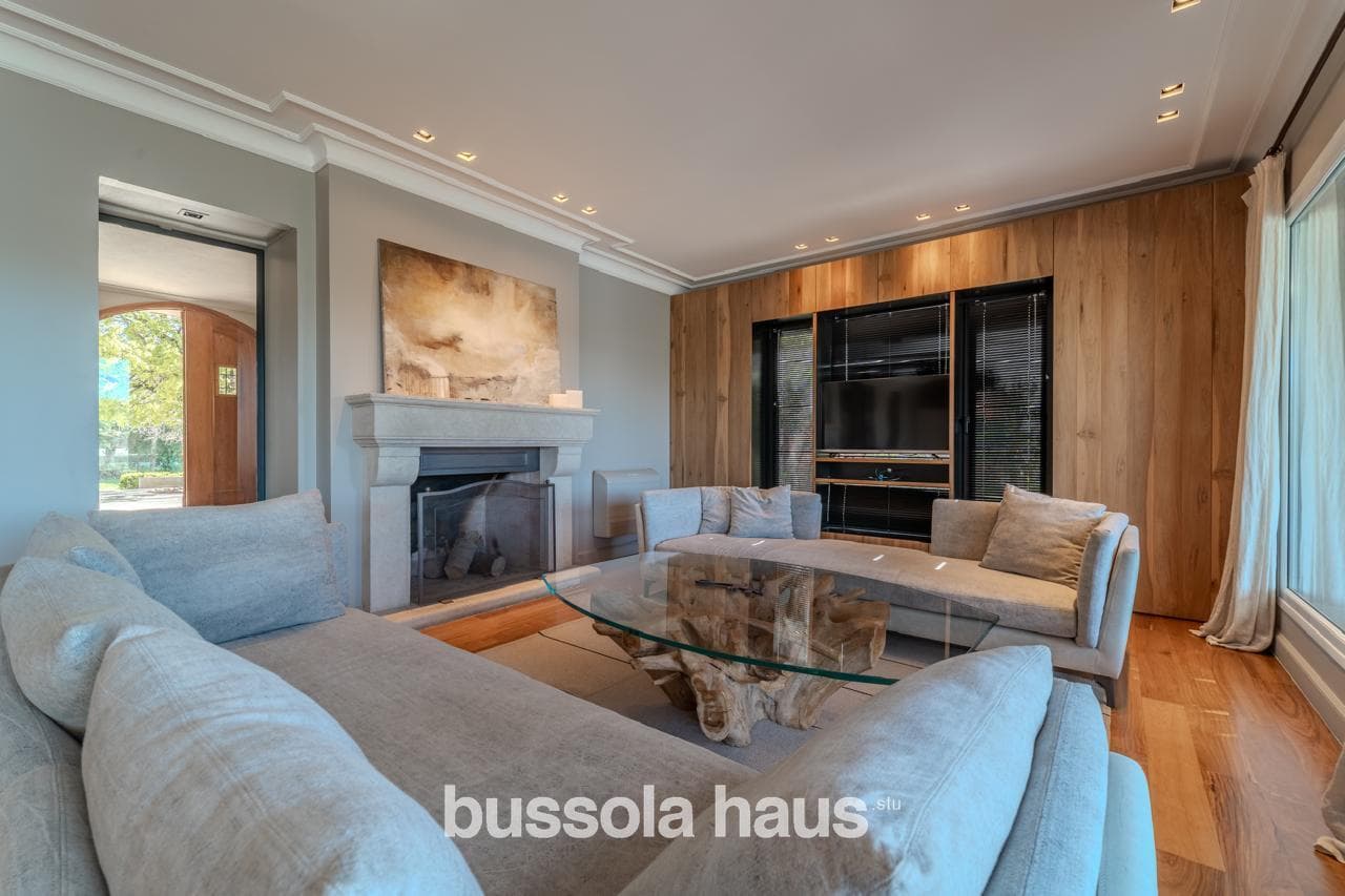 3-Bedroom House for Sale Near the Central Lake in Los Castores, Nordelta