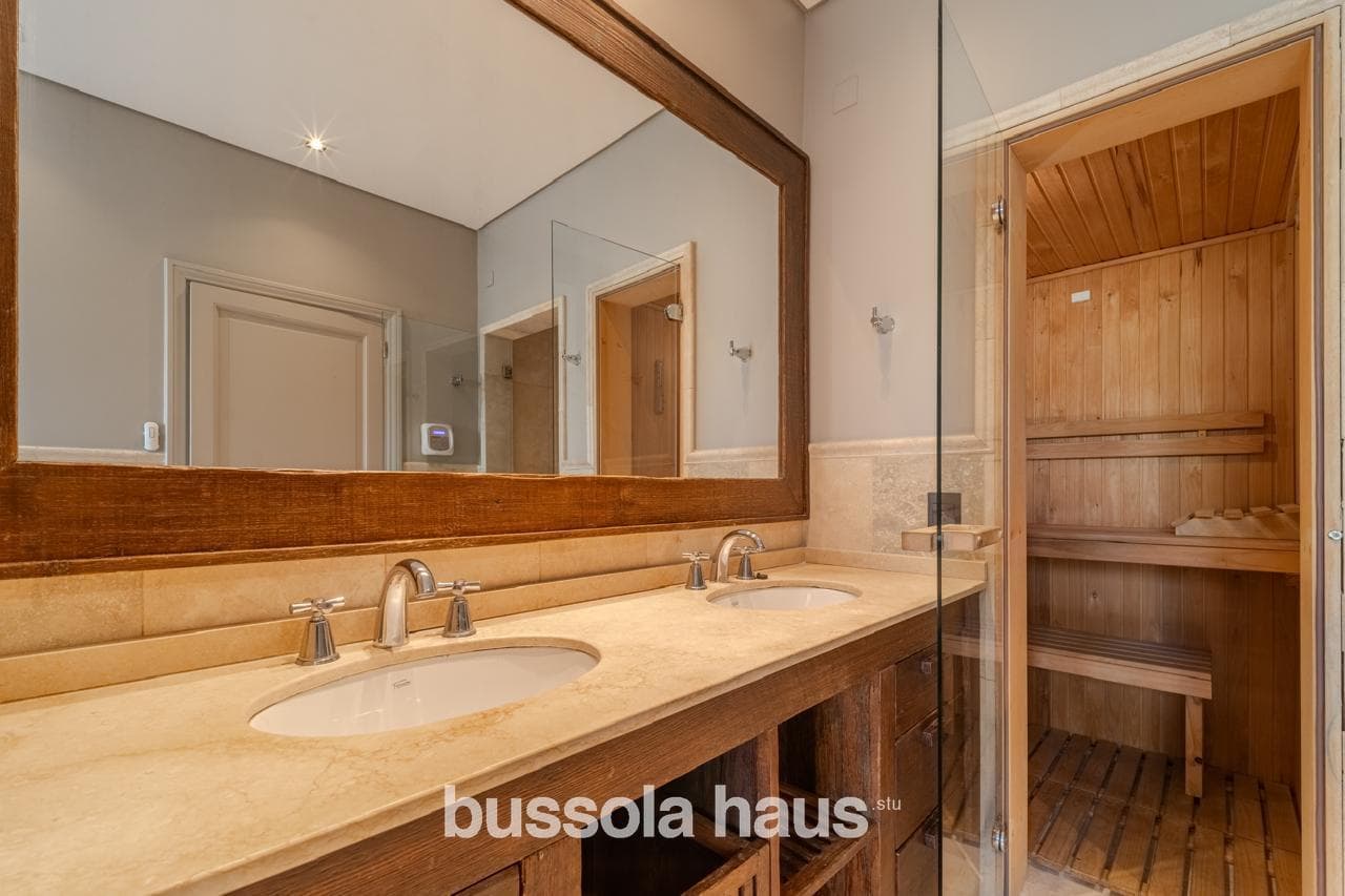 3-Bedroom House for Sale Near the Central Lake in Los Castores, Nordelta