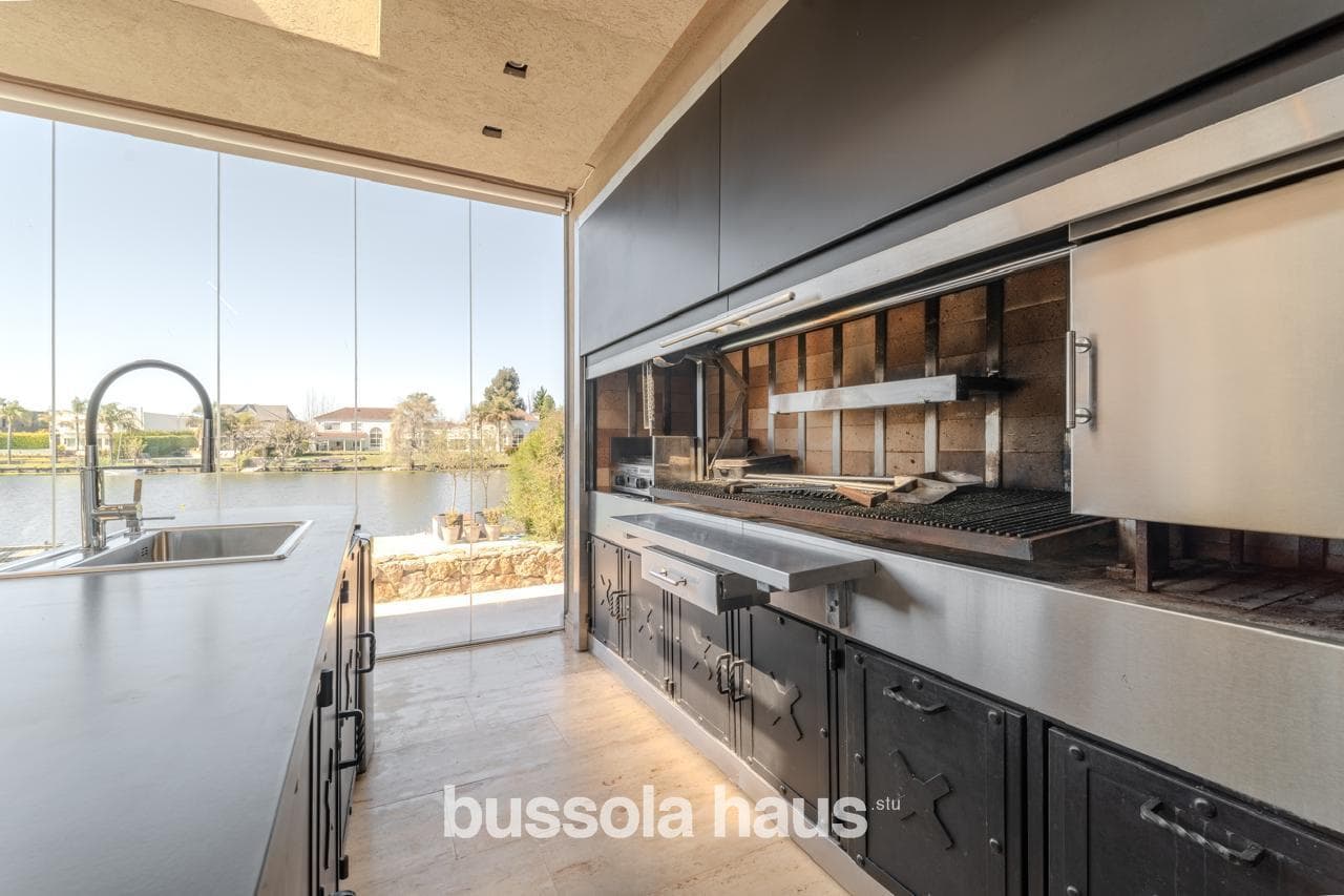 3-Bedroom House for Sale Near the Central Lake in Los Castores, Nordelta