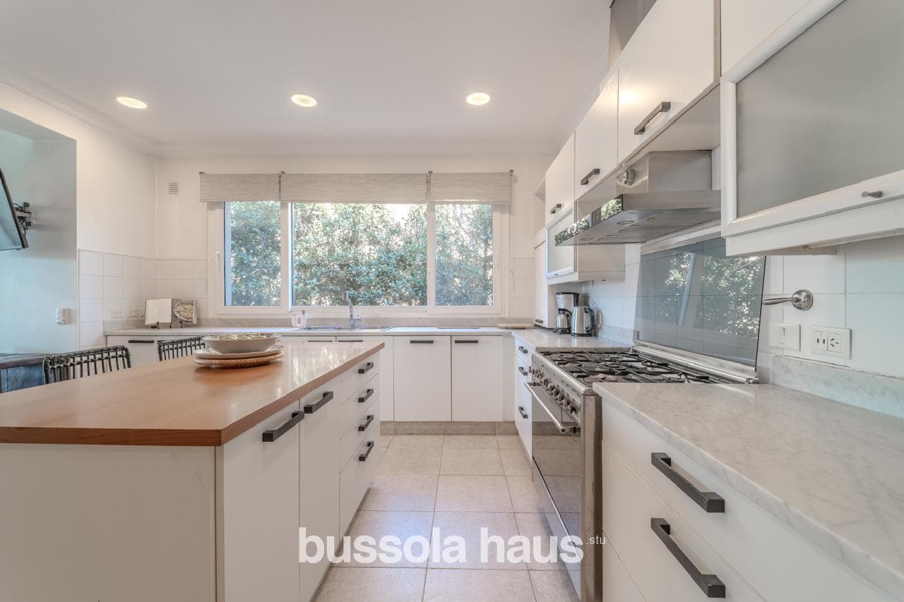 3-Bedroom House for Sale Near the Central Lake in Los Castores, Nordelta