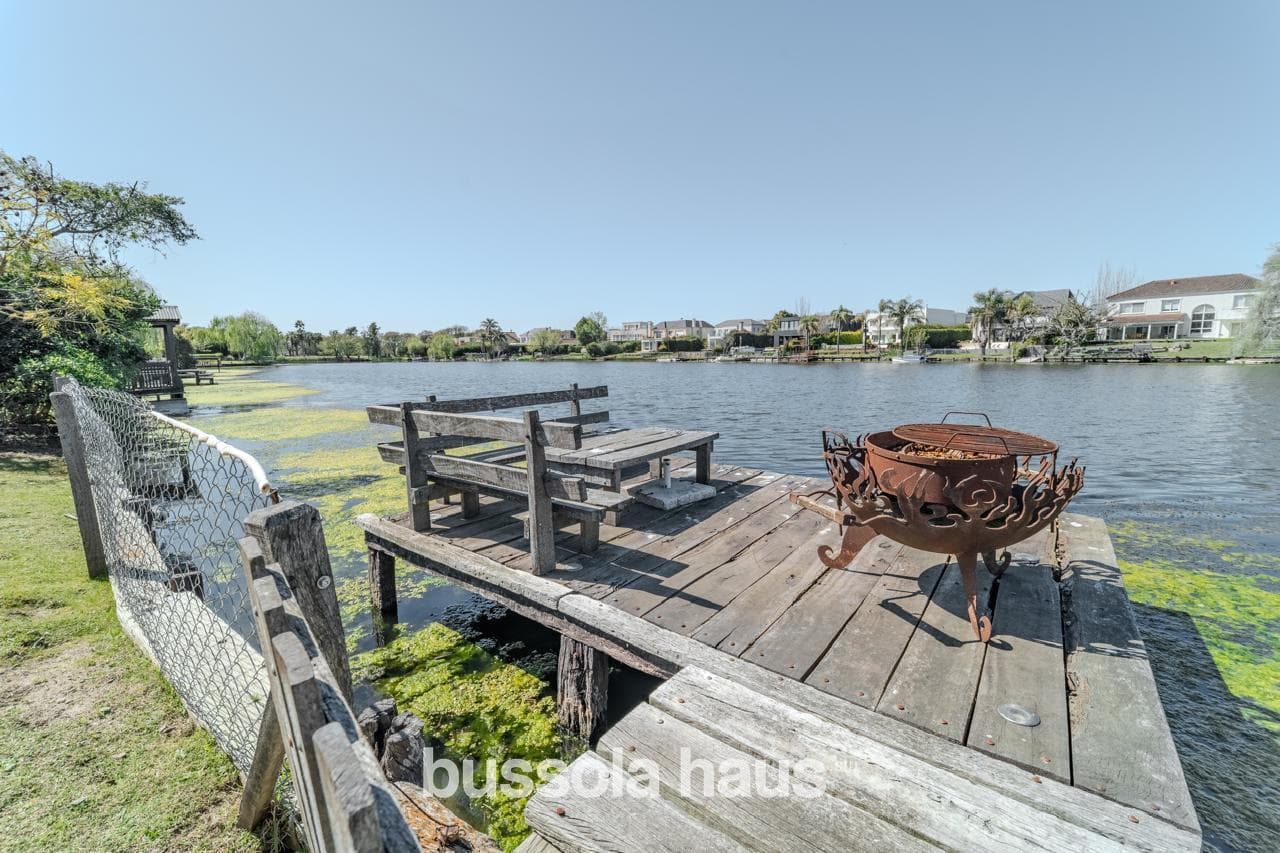 3-Bedroom House for Sale Near the Central Lake in Los Castores, Nordelta