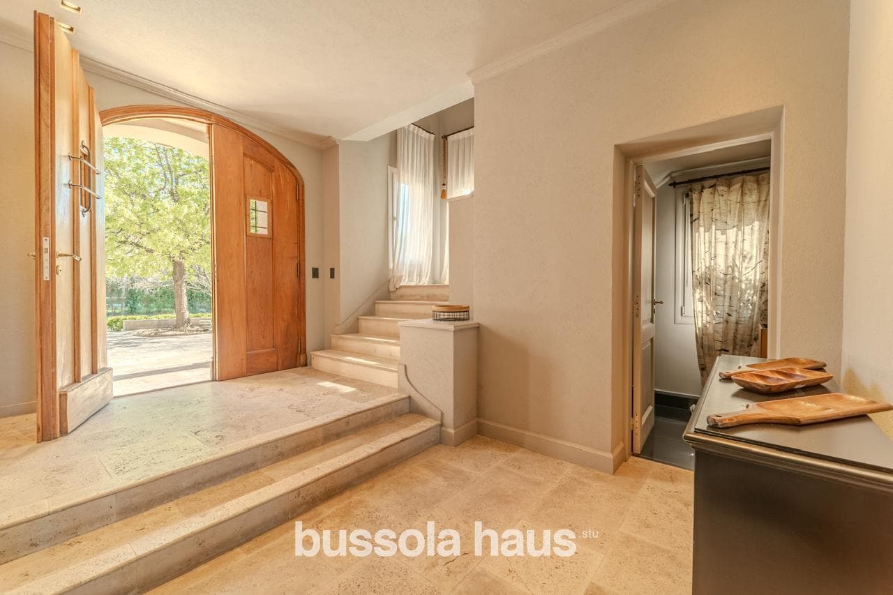 3-Bedroom House for Sale Near the Central Lake in Los Castores, Nordelta