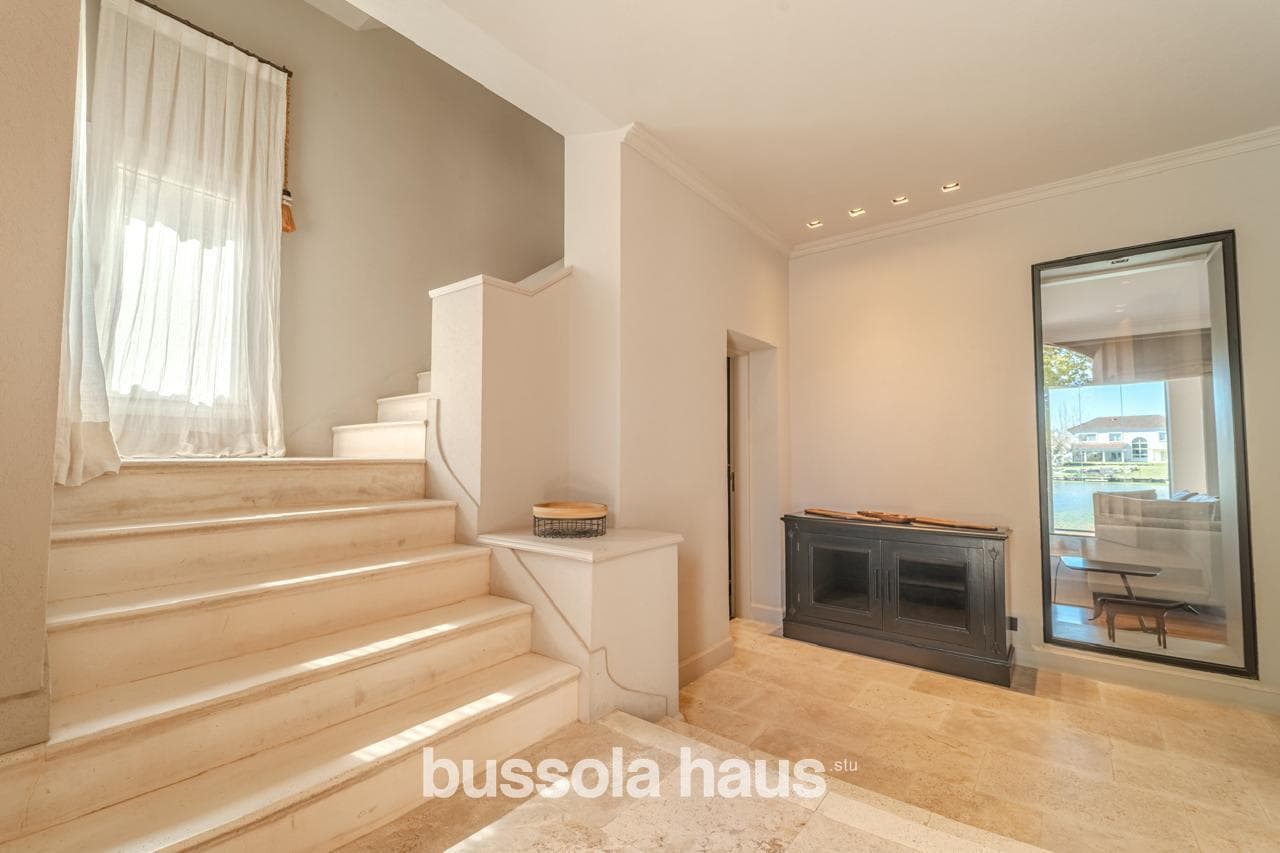 3-Bedroom House for Sale Near the Central Lake in Los Castores, Nordelta