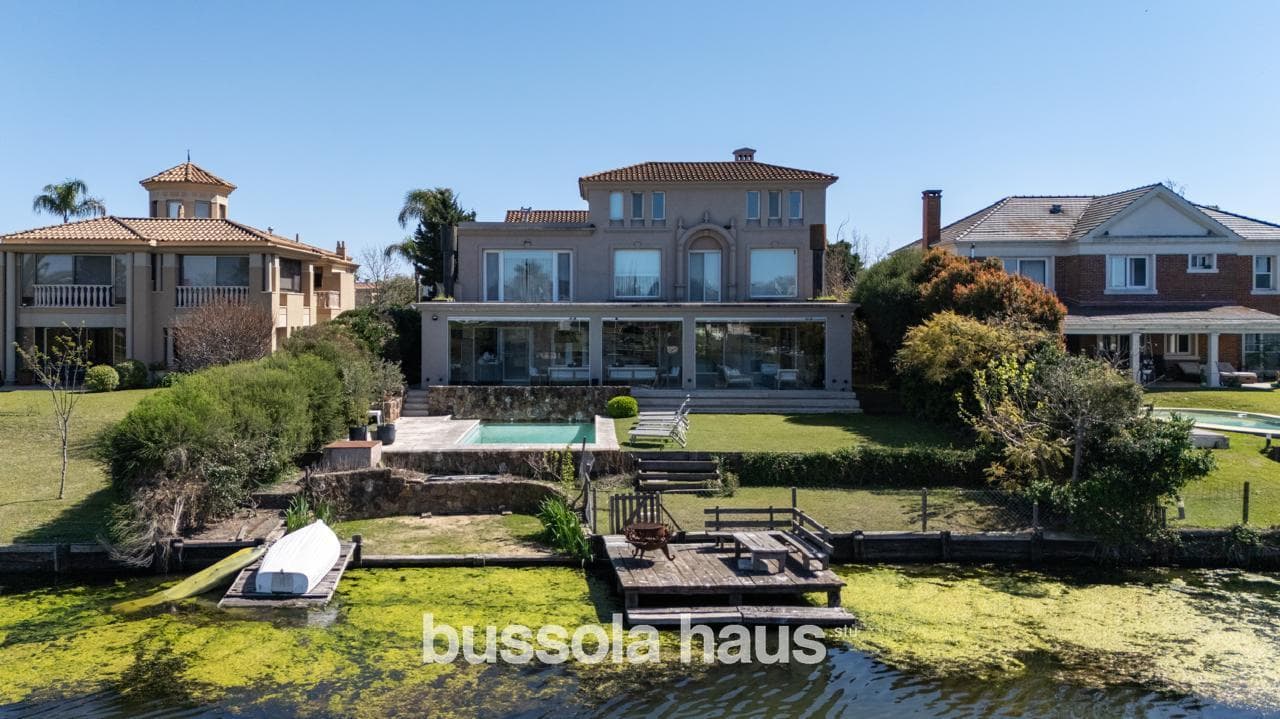 3-Bedroom House for Sale Near the Central Lake in Los Castores, Nordelta