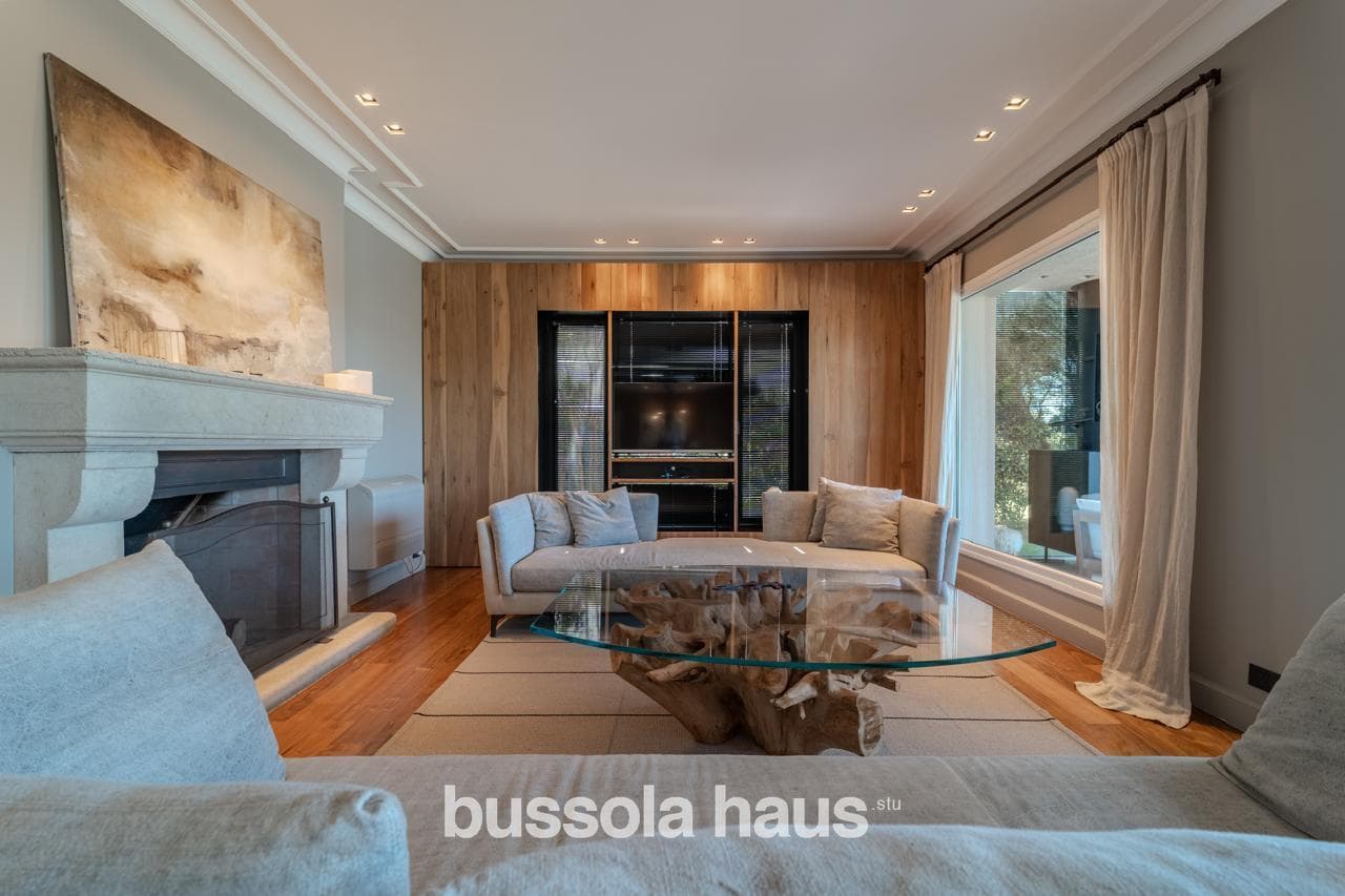 3-Bedroom House for Sale Near the Central Lake in Los Castores, Nordelta
