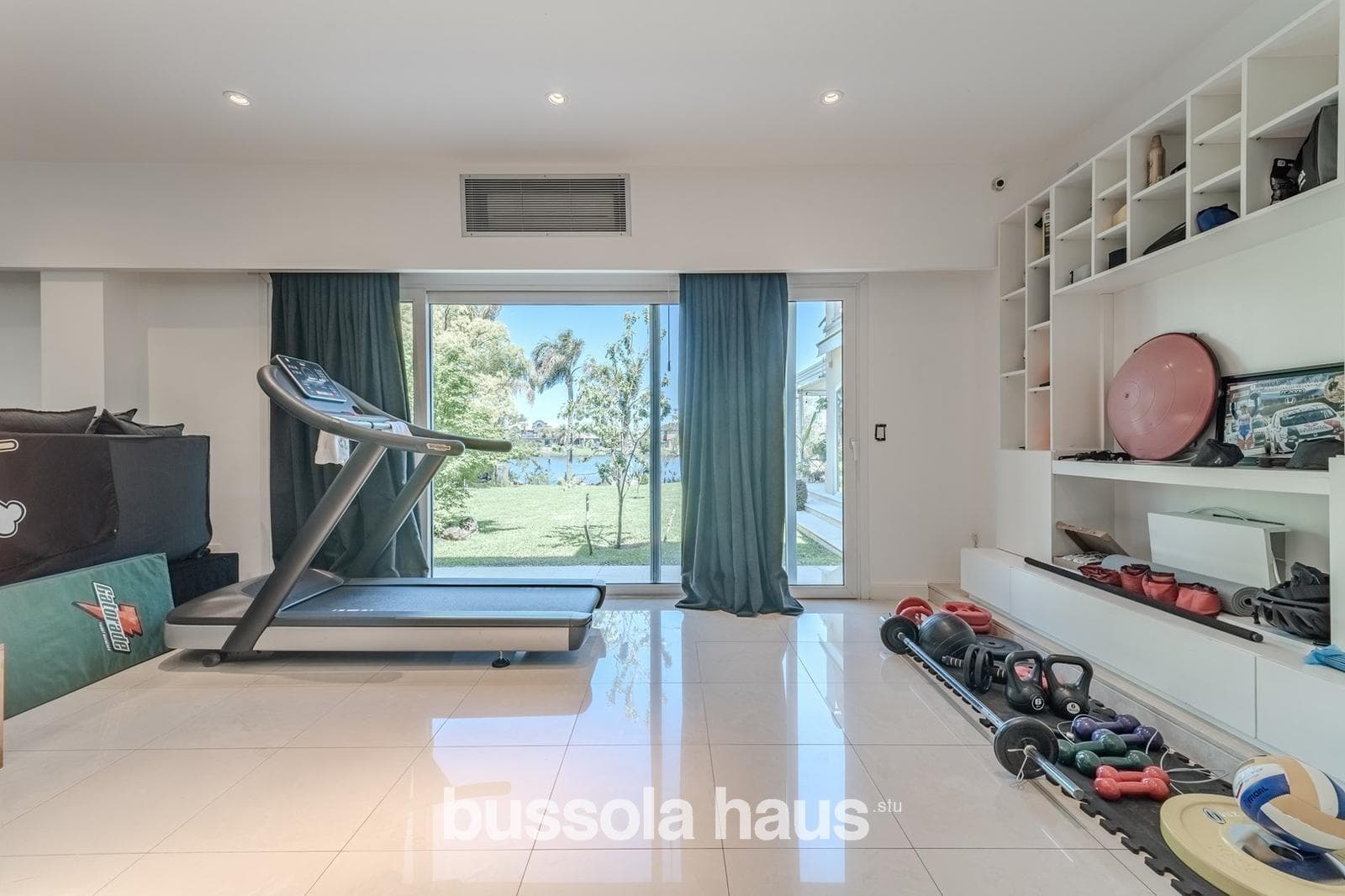 6-Bedroom Lakefront Home for Sale in Nordelta