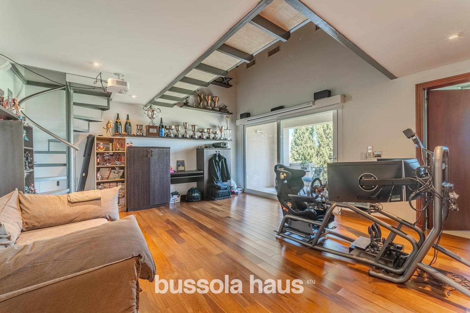 6-Bedroom Lakefront Home for Sale in Nordelta