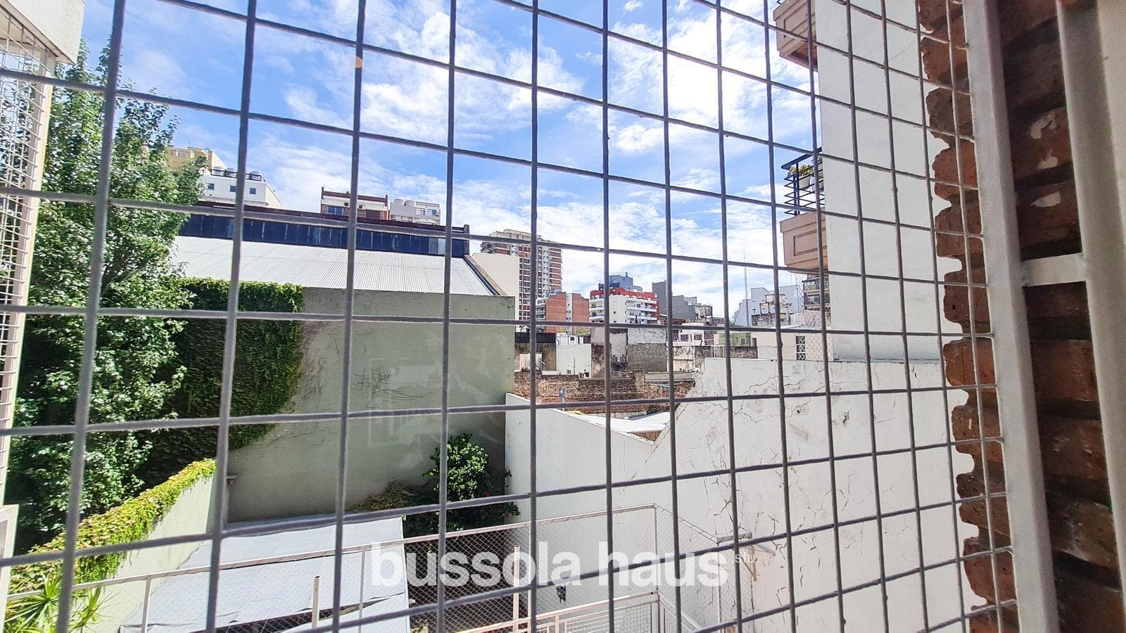 4-room apartment in Villa Urquiza with a garage