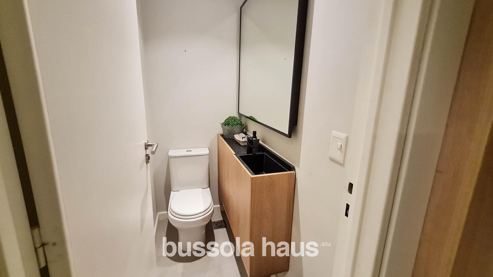 3-room apartment for sale with garage and ground-level patio in Belgrano