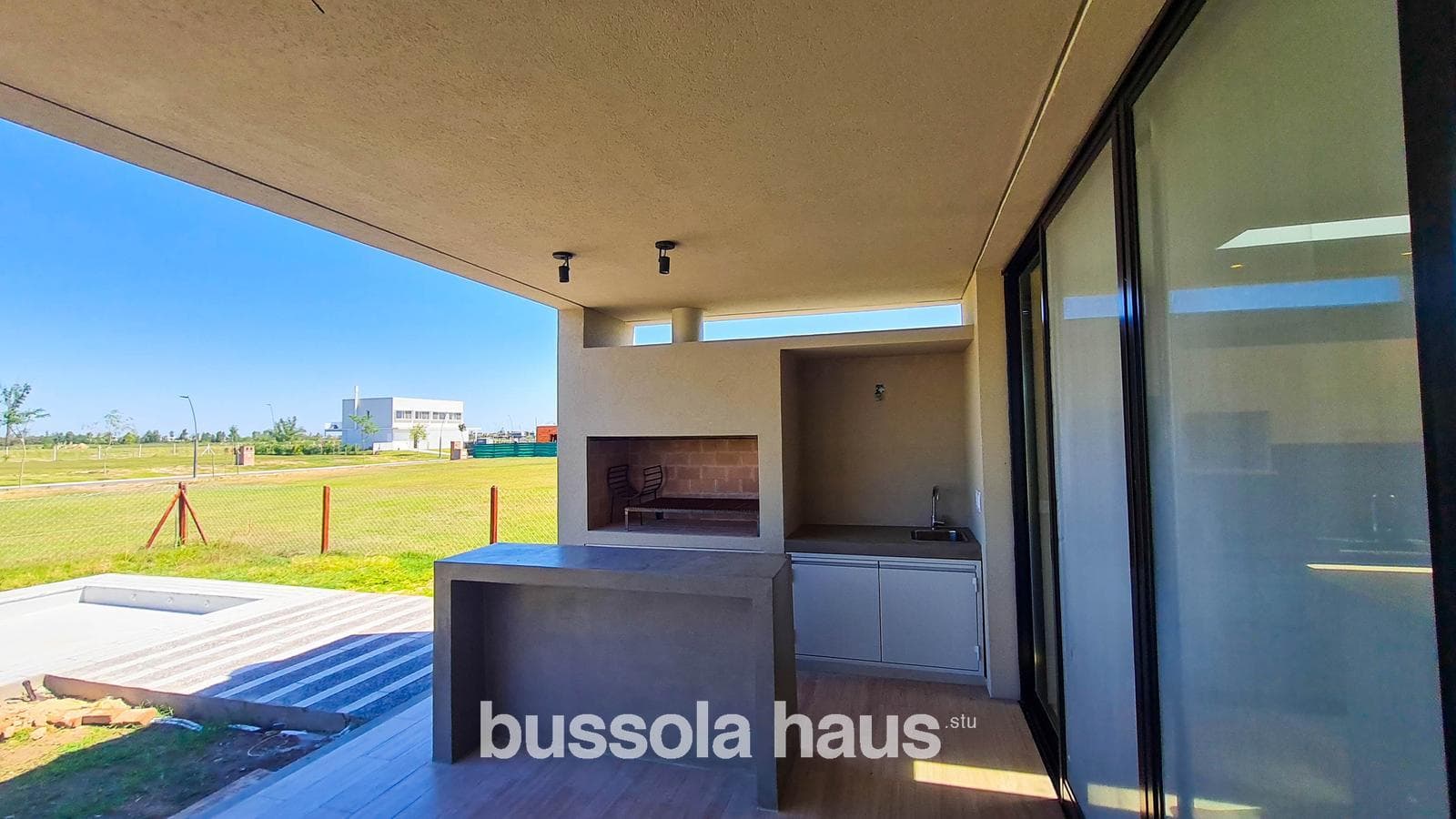 House in Nativas
