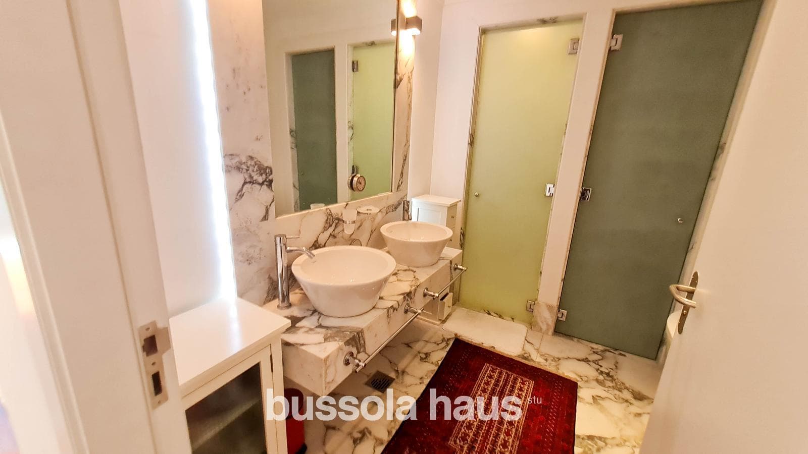 Half-Floor Apartment in Puerto Madero
