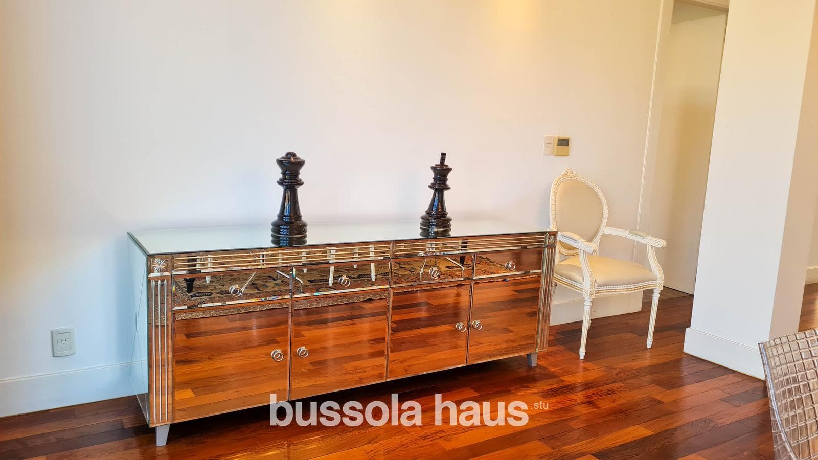 Half-Floor Apartment in Puerto Madero