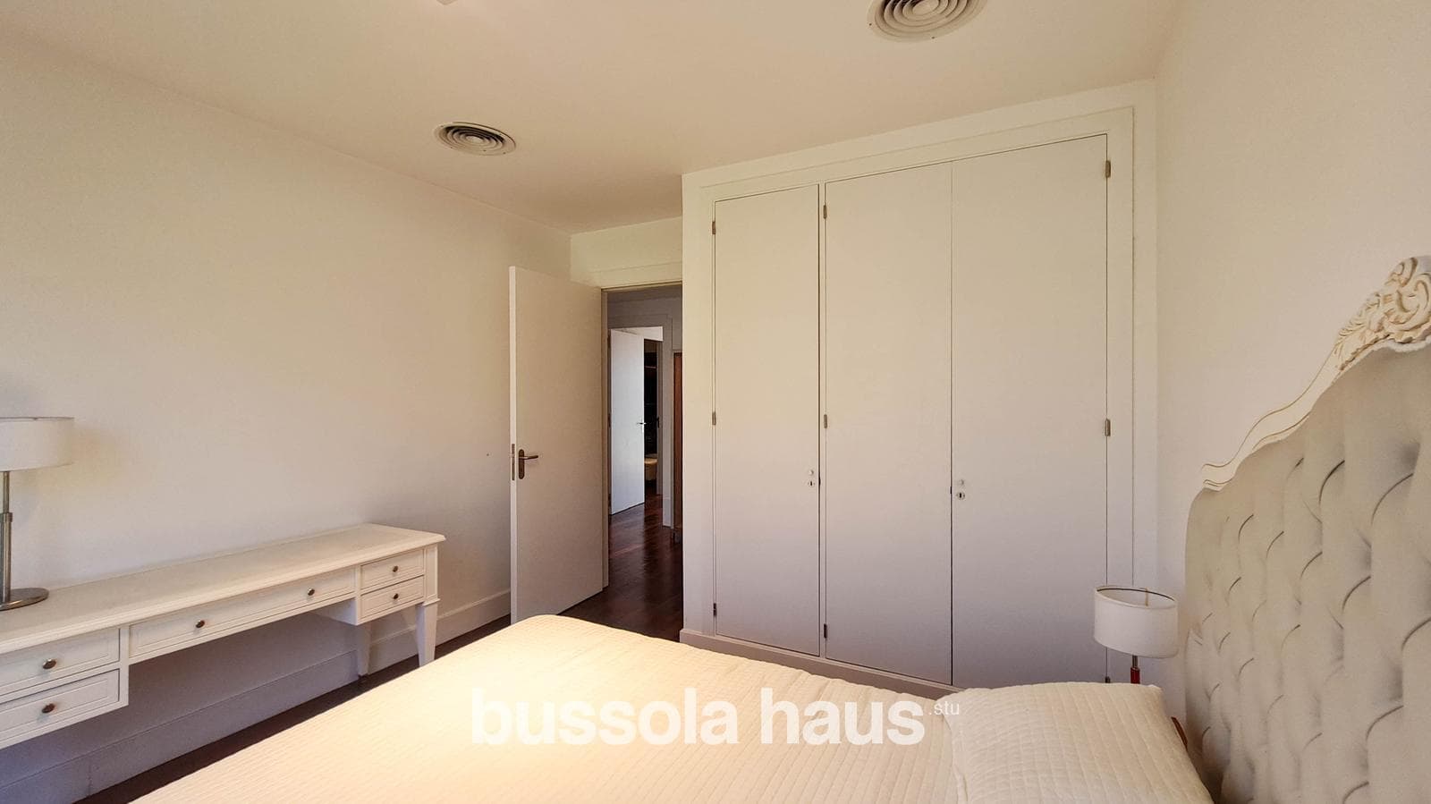 Half-Floor Apartment in Puerto Madero