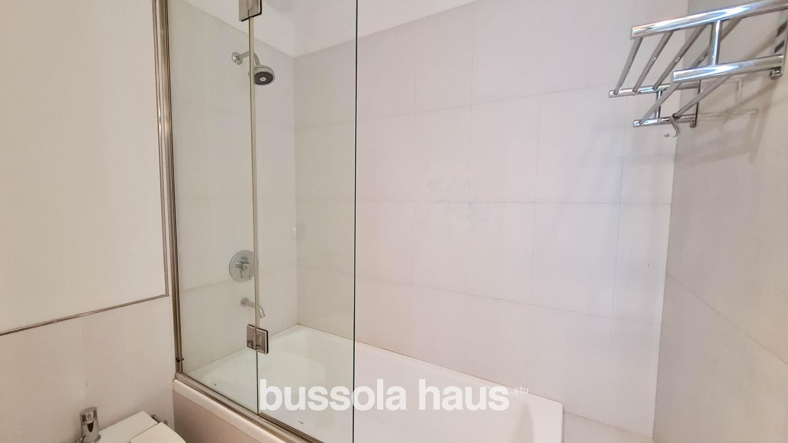 Half-Floor Apartment in Puerto Madero