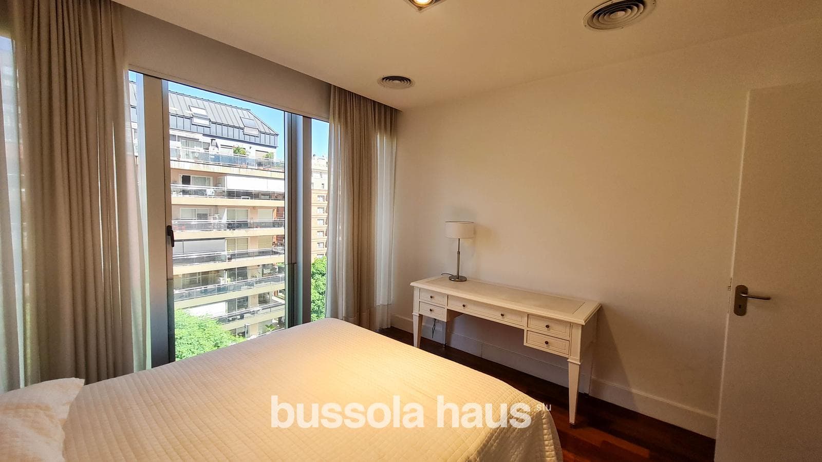 Half-Floor Apartment in Puerto Madero