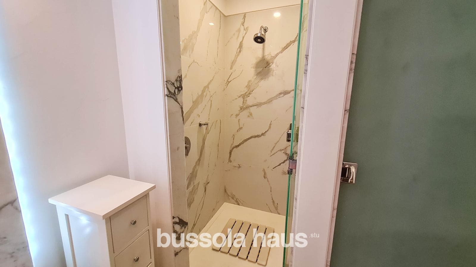 Half-Floor Apartment in Puerto Madero