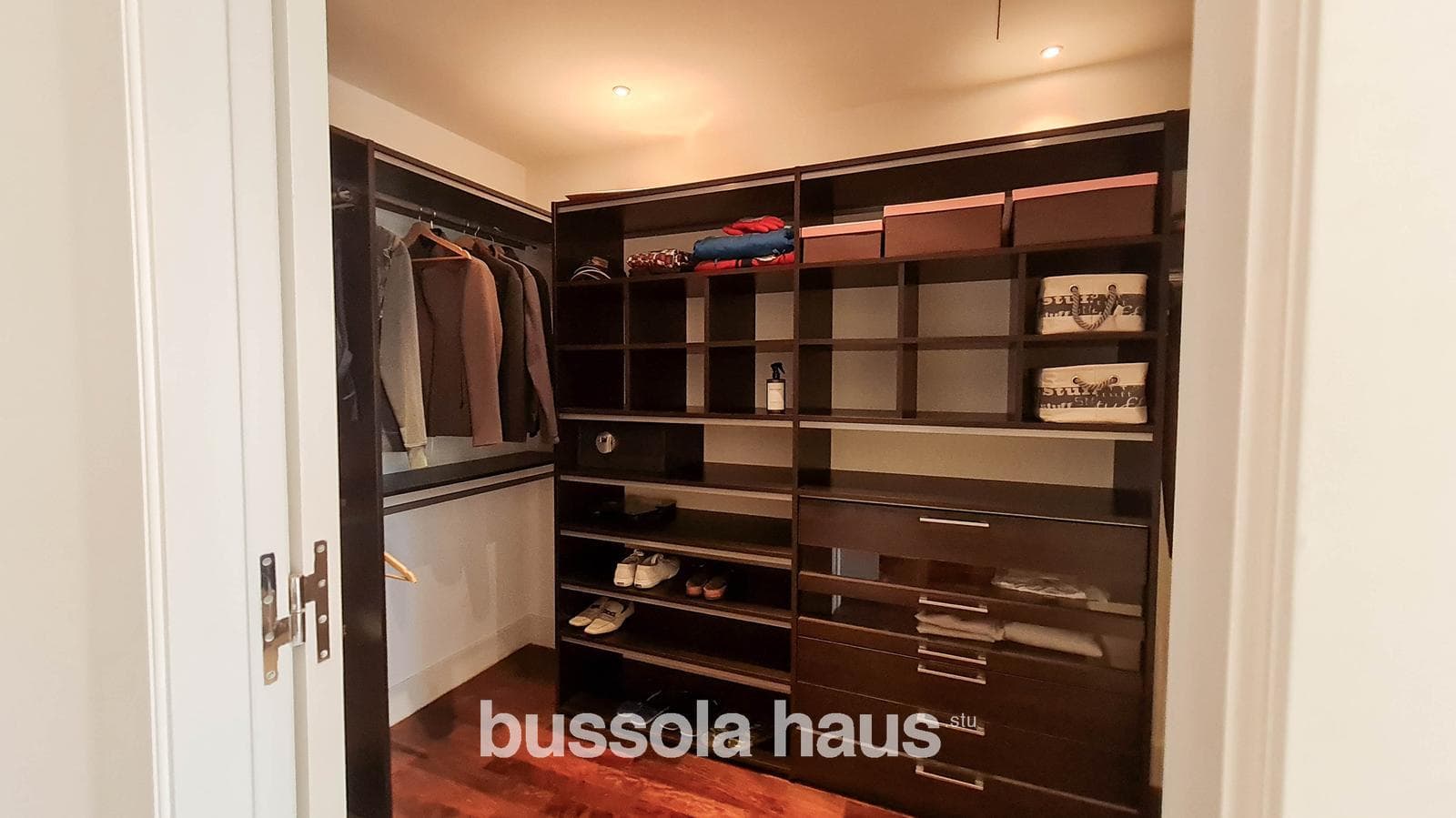 Half-Floor Apartment in Puerto Madero