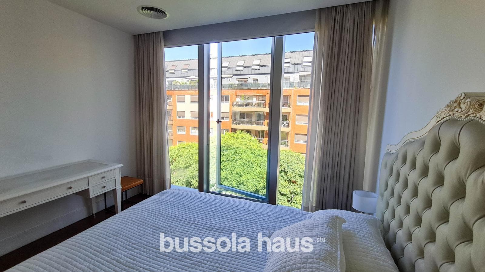 Half-Floor Apartment in Puerto Madero
