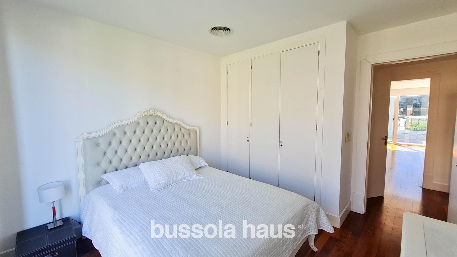 Half-Floor Apartment in Puerto Madero