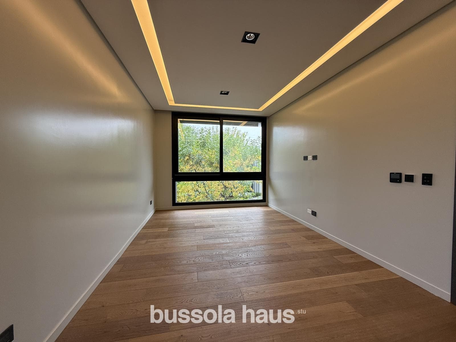 4-Bedroom House by the River in El Yacht Nordelta