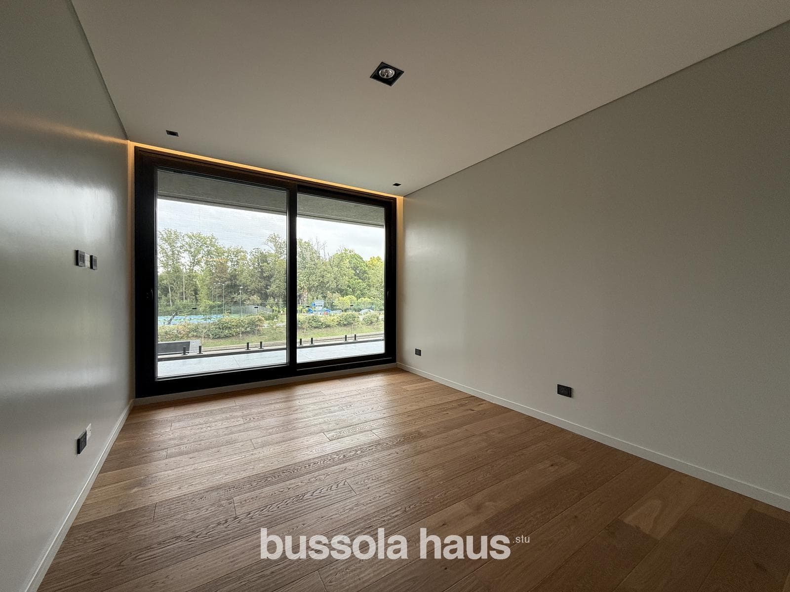 4-Bedroom House by the River in El Yacht Nordelta