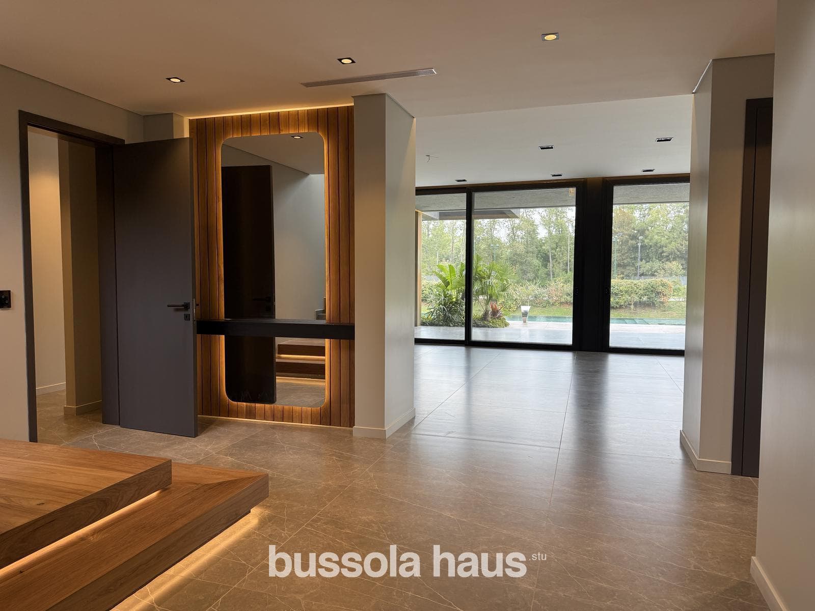 4-Bedroom House by the River in El Yacht Nordelta