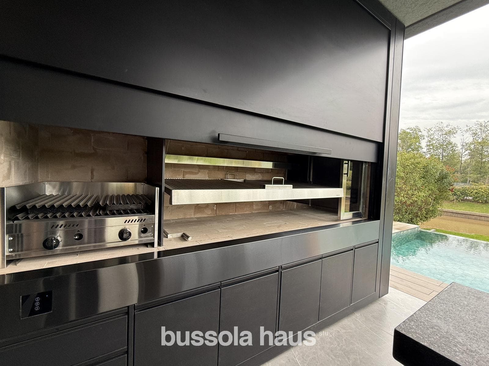 4-Bedroom House by the River in El Yacht Nordelta