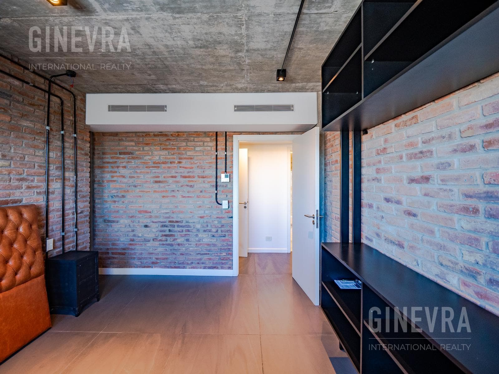Penthouse for Sale - Harbour House Building