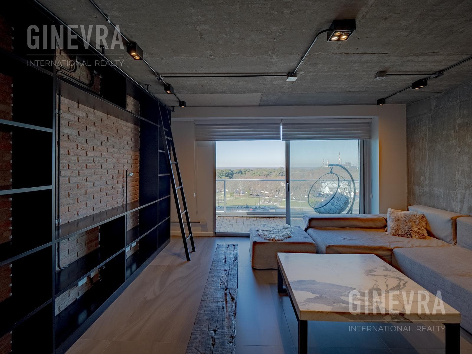 Penthouse for Sale - Harbour House Building
