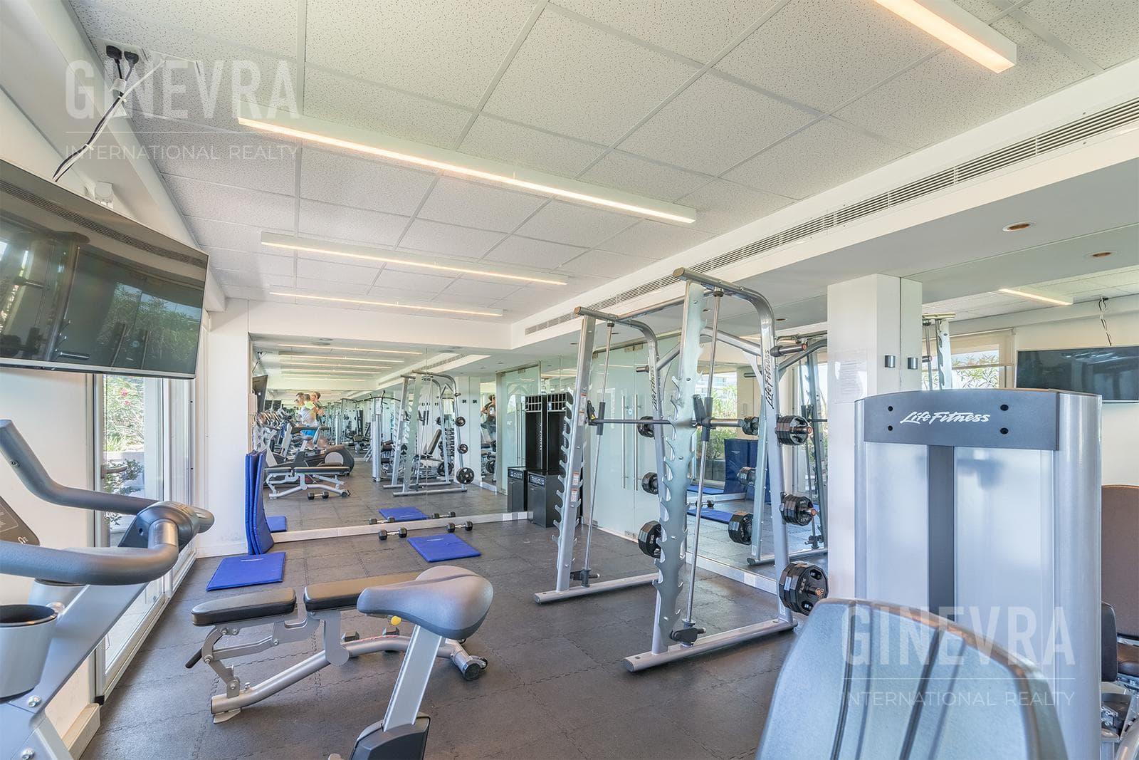 Penthouse for Sale - Harbour House Building