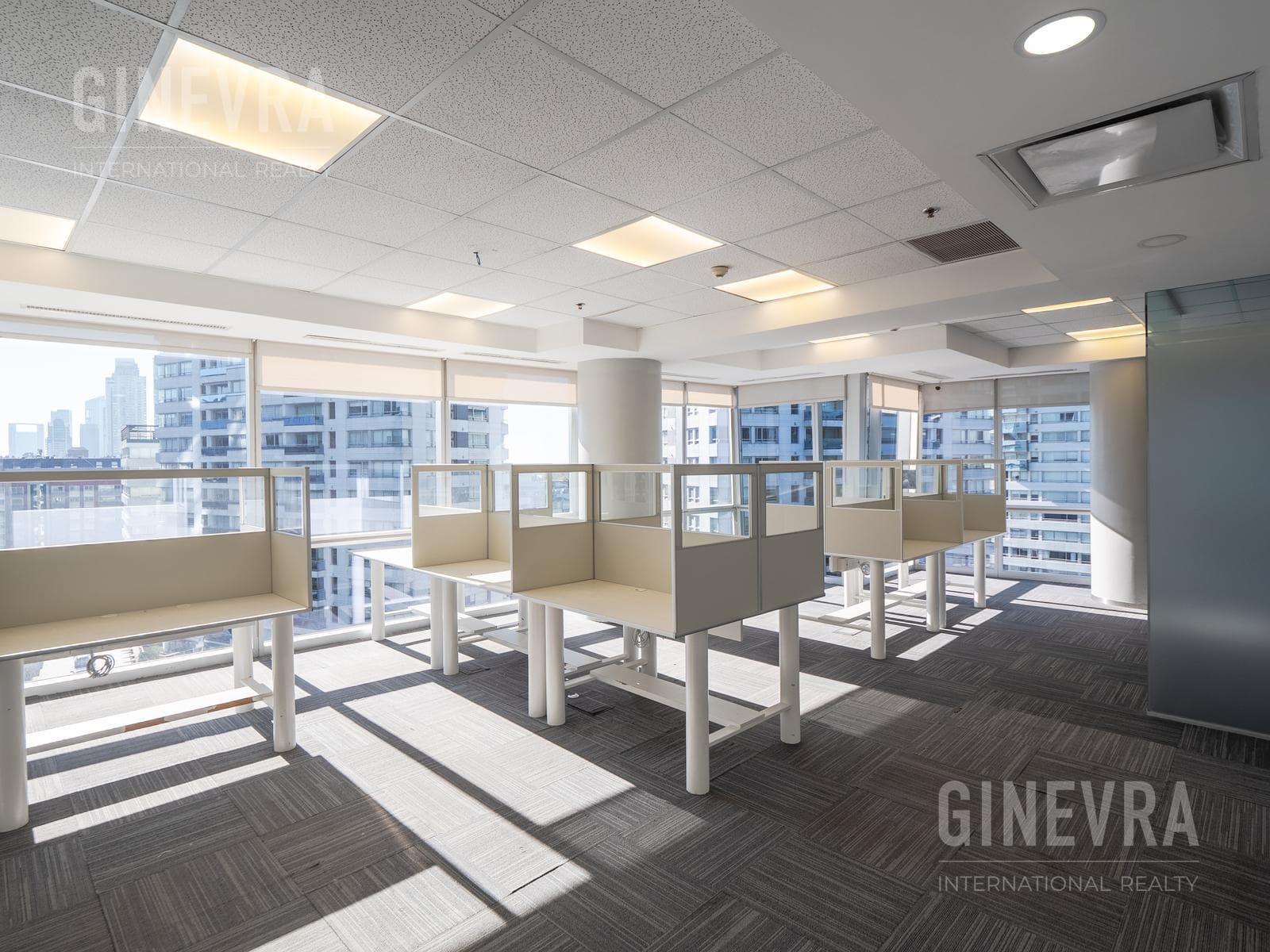 AAA Office for Rent - World Trade Center I
