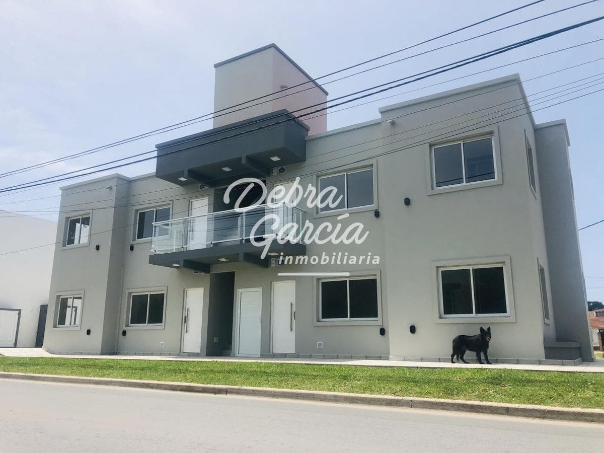 3-ROOM APARTMENT FOR SALE WITH GARAGE AND FINANCING AVAILABLE