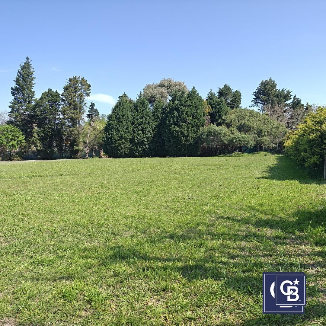 Interior Lot for Sale at Pilar Golf Club Country