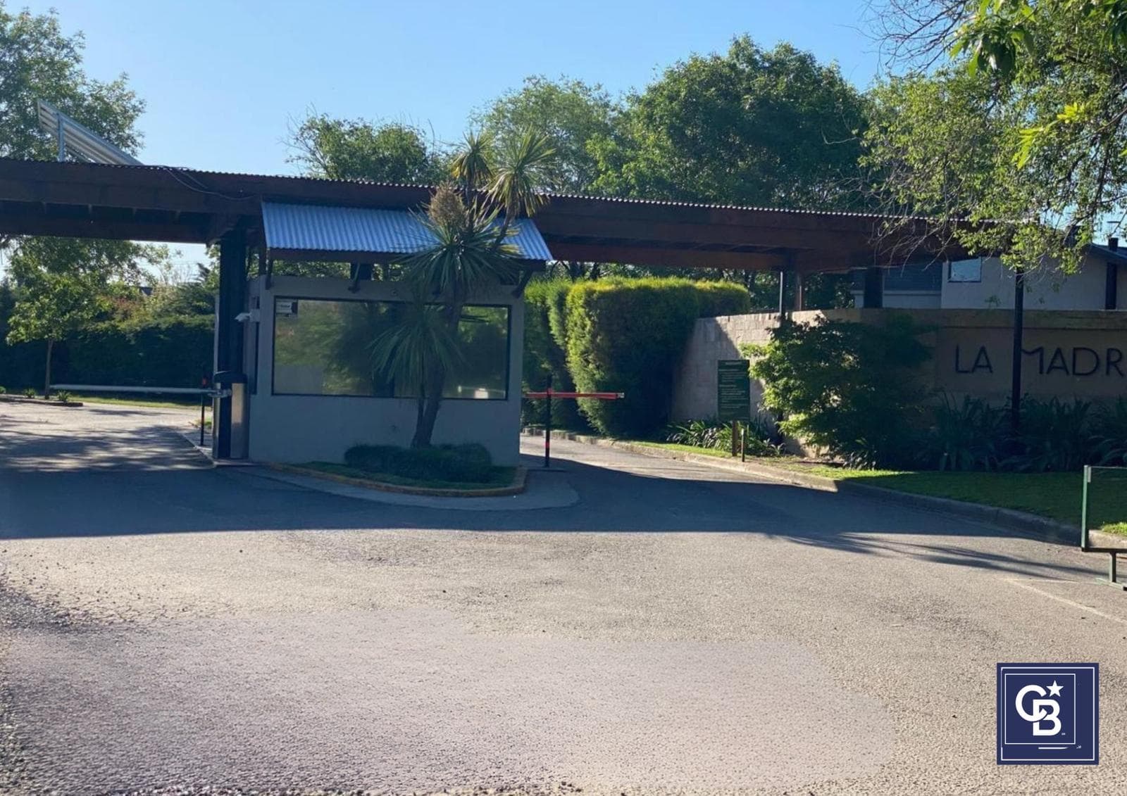Two-Story House for Sale in La Madrugada